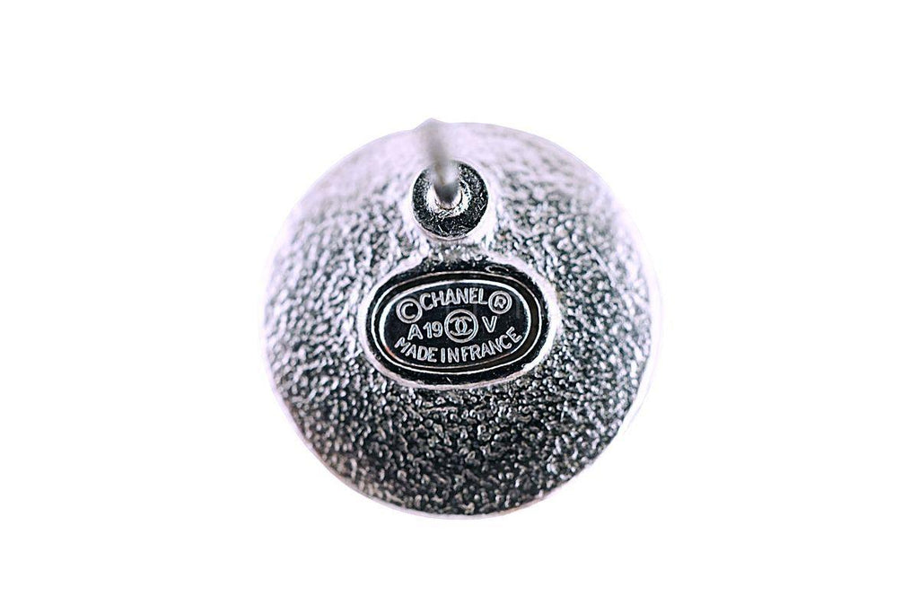 NIB Chanel Classic Round Pearl Crystal Stud Earrings A97958 SHW