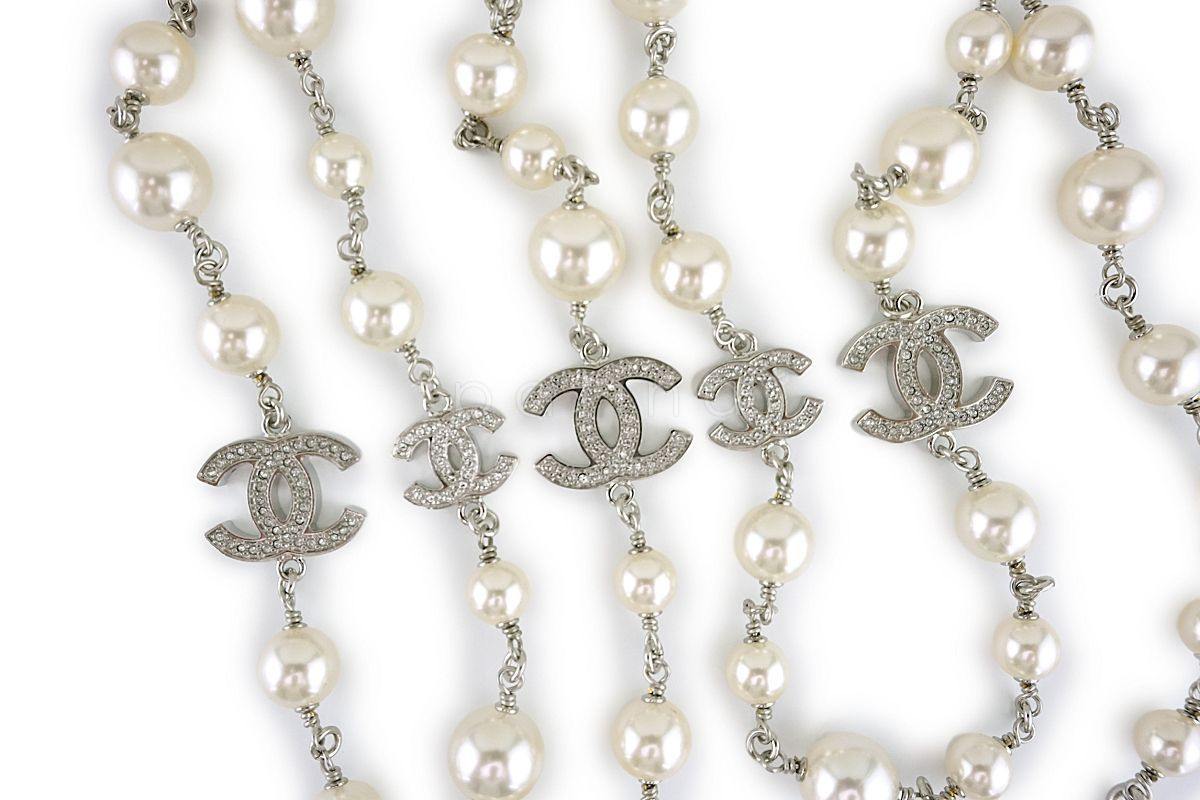 NIB Chanel Timeless Classic 42" 5-Crystal CC Pearl Long Necklace SHW A36121