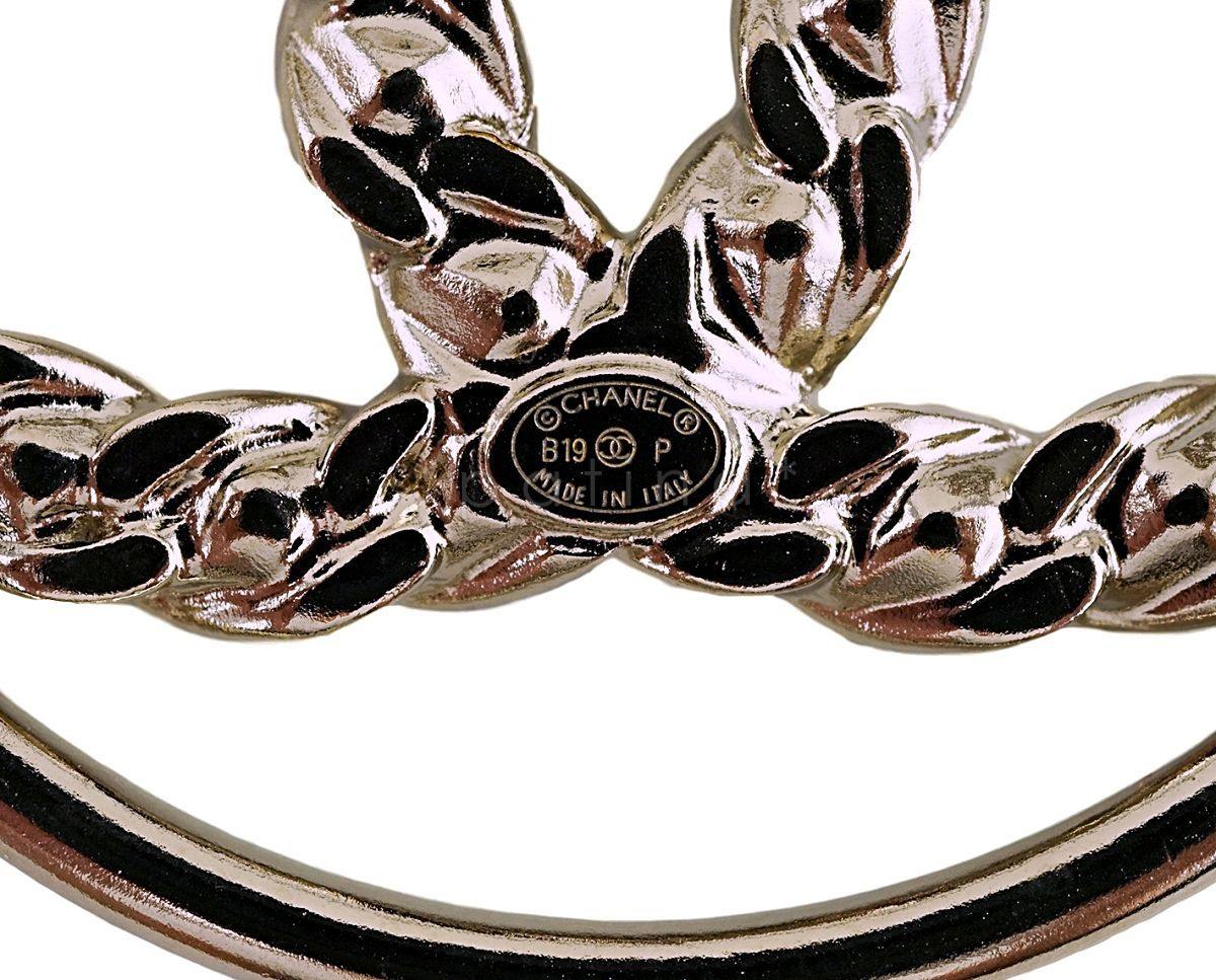 NIB Chanel 19P Circle CC Logo Crystal Brooch Gold