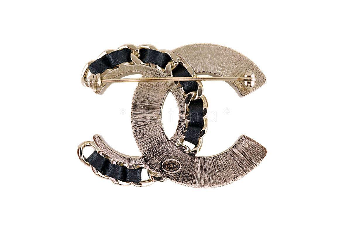 NIB Chanel Pearl Crystal Leather and Gold Chain Brooch AB0128