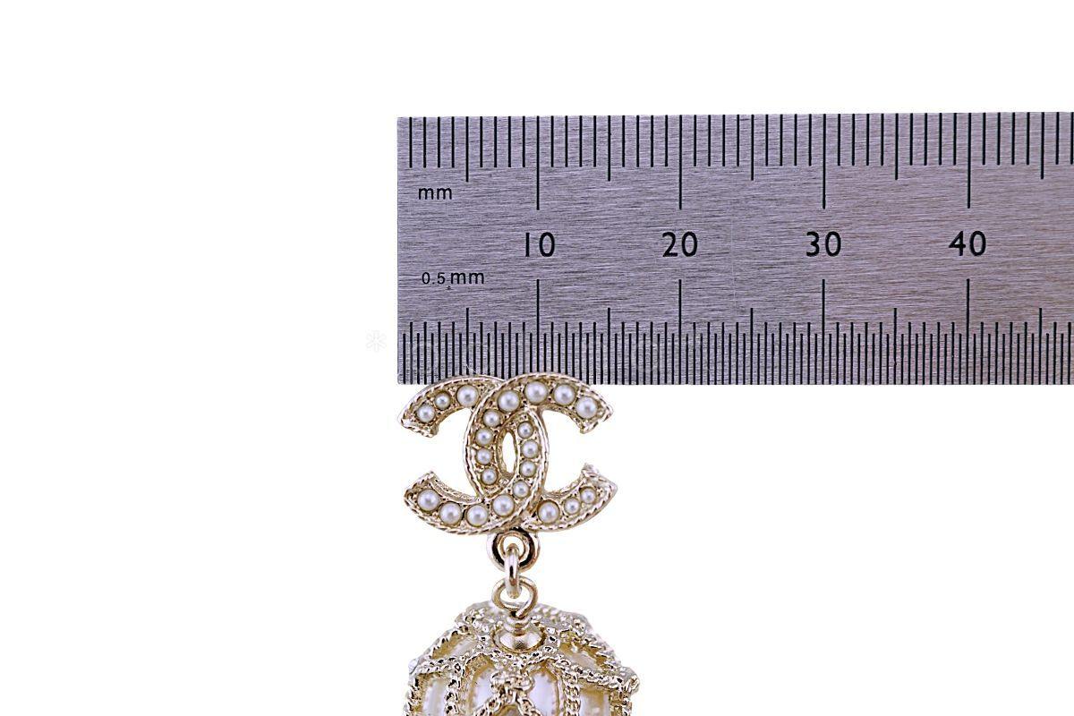 NIB Chanel Pearl Drop Logo Earrings GHW