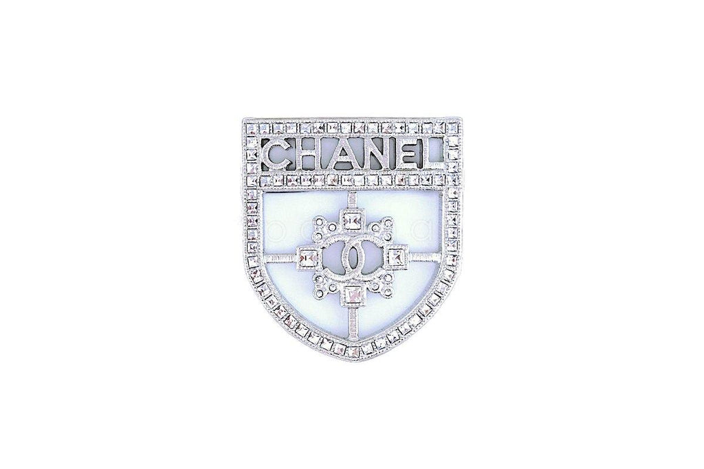 NIB Chanel Classic Crest Shield Logo Brooch A85908 Crystals SHW