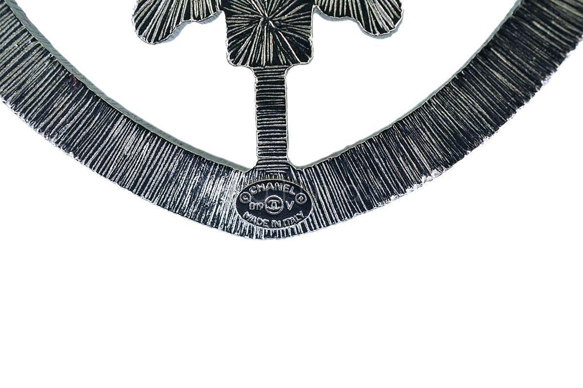 NIB Chanel Classic Crest Shield Logo Brooch A85908 Crystals SHW