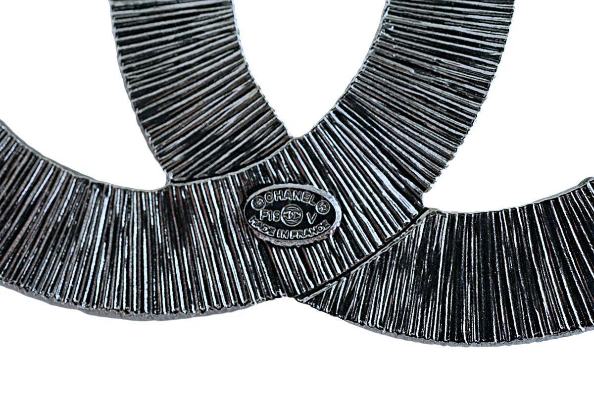 NIB New 2019 Chanel Classic Baguette Crystals Brooch RQY