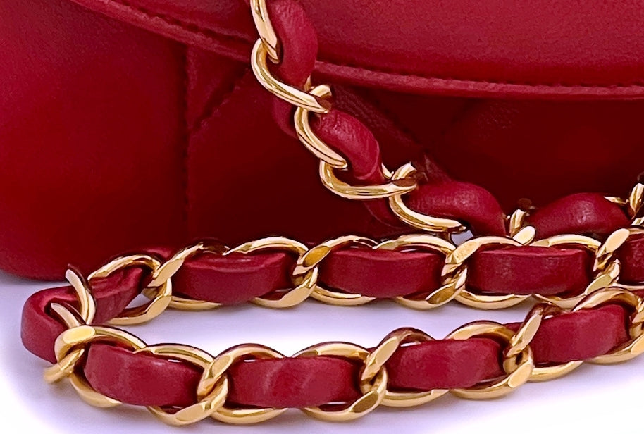 Chanel 1992 Vintage Red Diana Flap Bag Lambskin Medium 24k GHW