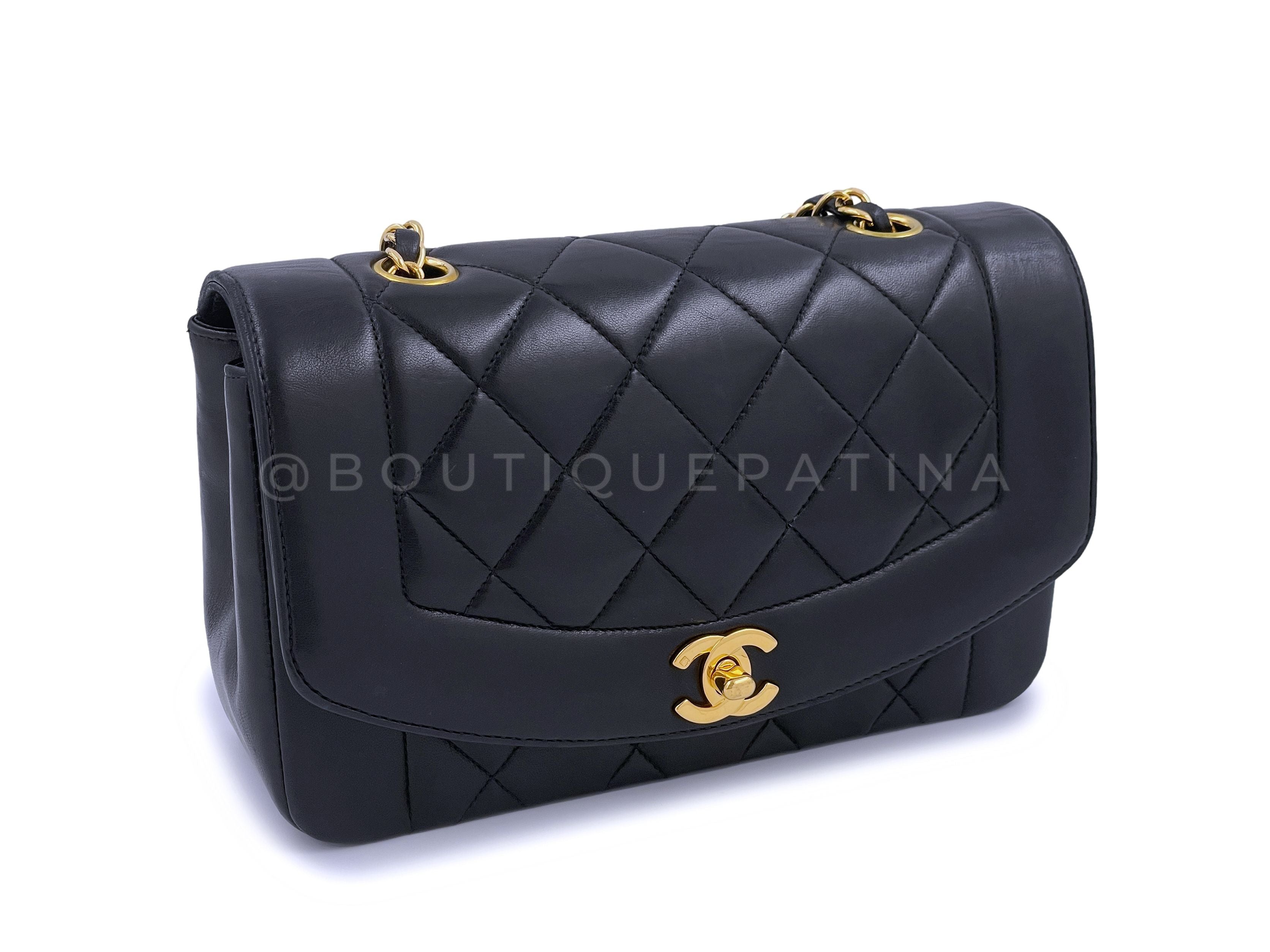 Chanel 1997 Vintage Small Diana Flap Bag 24k GHW Lambskin