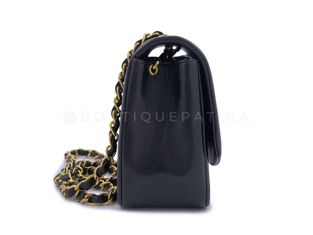 Chanel 1997 Vintage Small Diana Flap Bag 24k GHW Lambskin