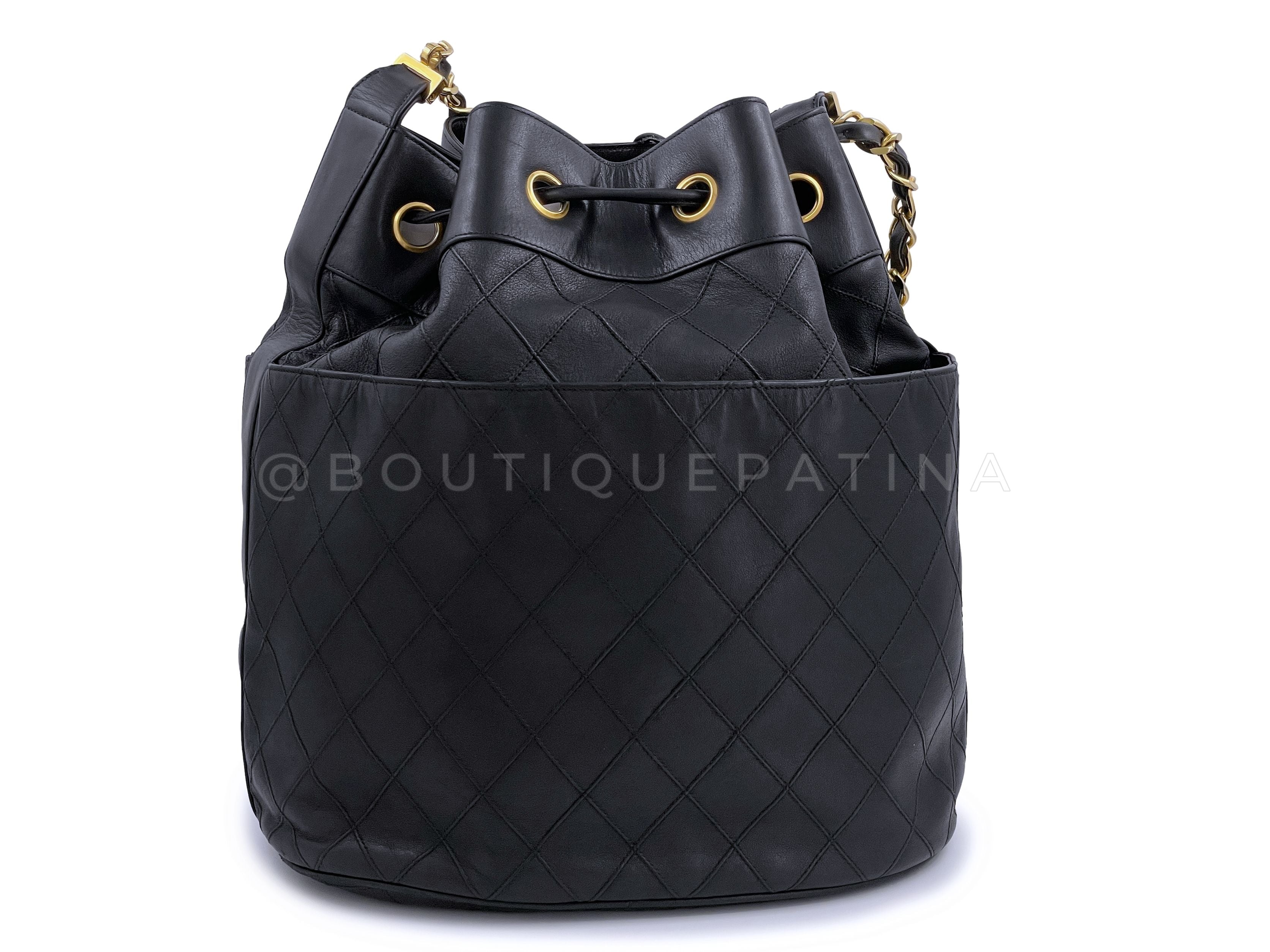Chanel Vintage Bucket Drawstring Bag Large Black Tote 24k GHW 7XR