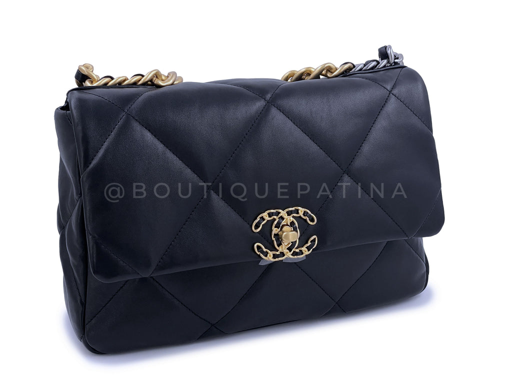 NIB 21K Chanel 19 Black Medium Flap Bag