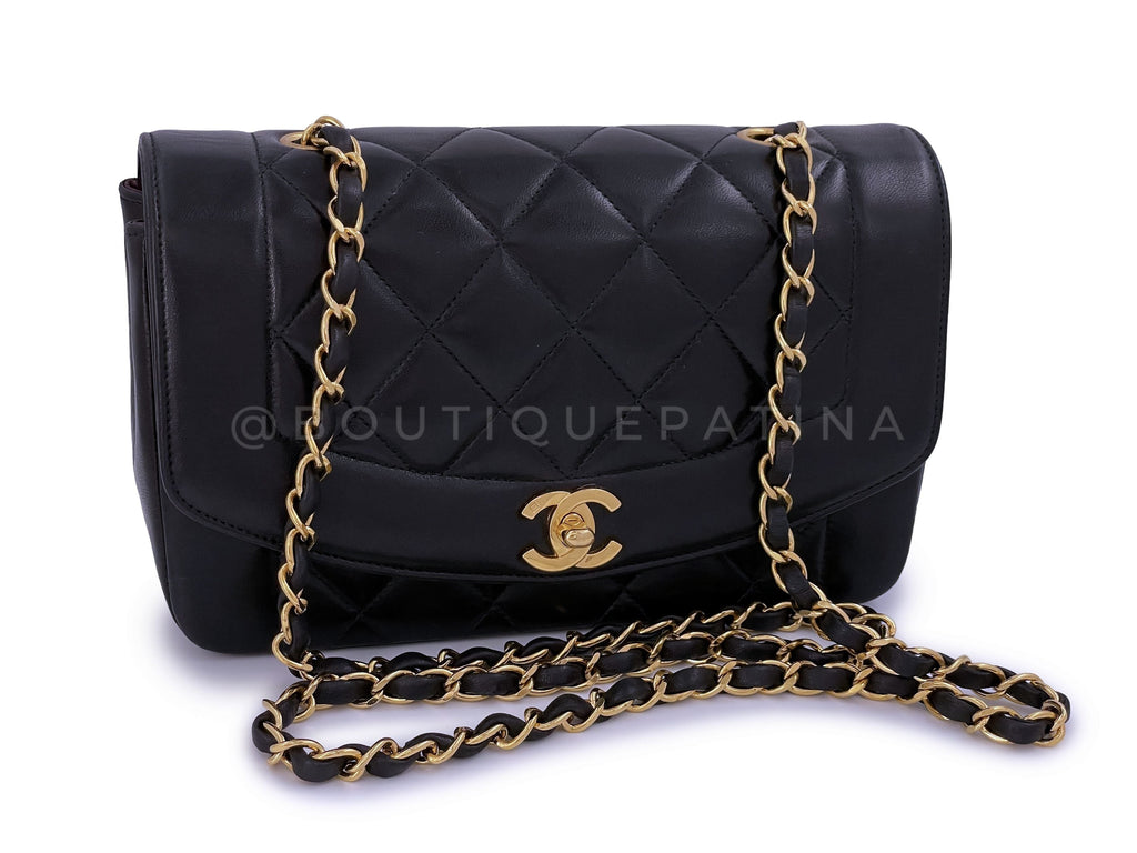 Pristine Chanel 1996 Vintage Small Diana Flap Bag 24k GHW Lambskin