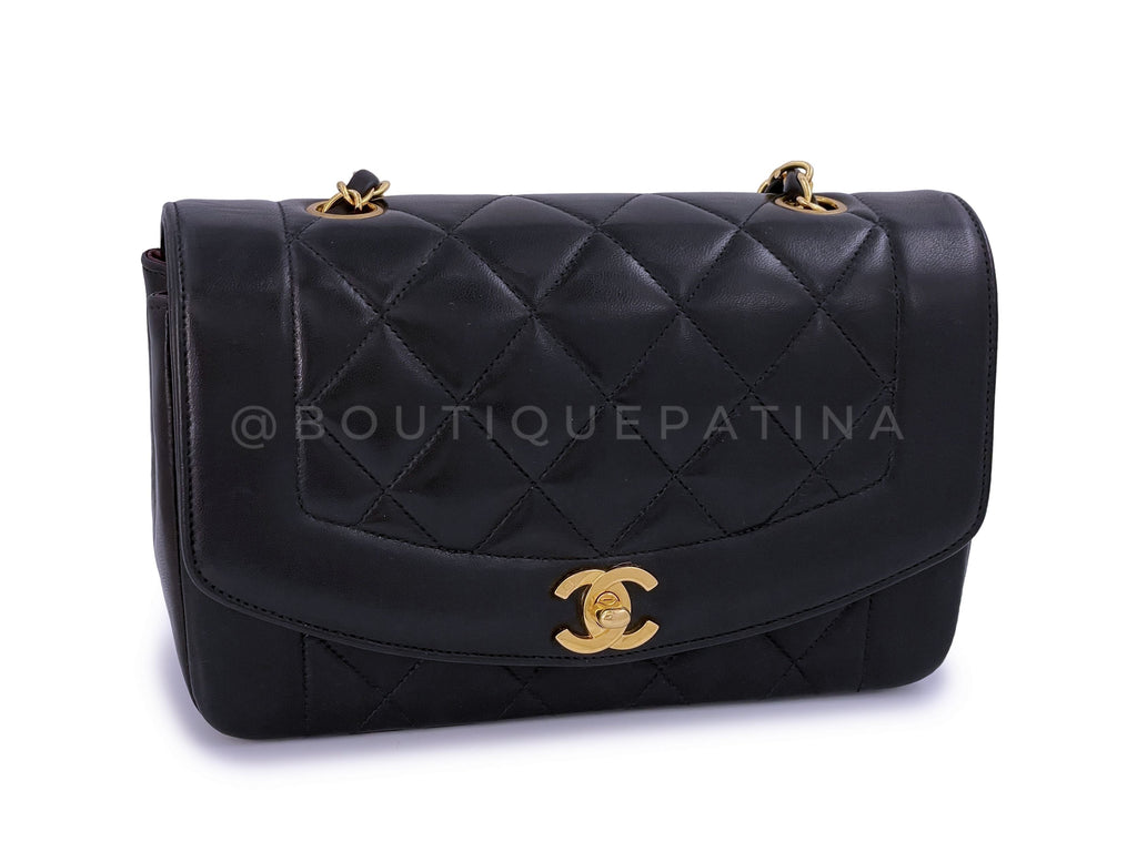 Pristine Chanel 1996 Vintage Small Diana Flap Bag 24k GHW Lambskin
