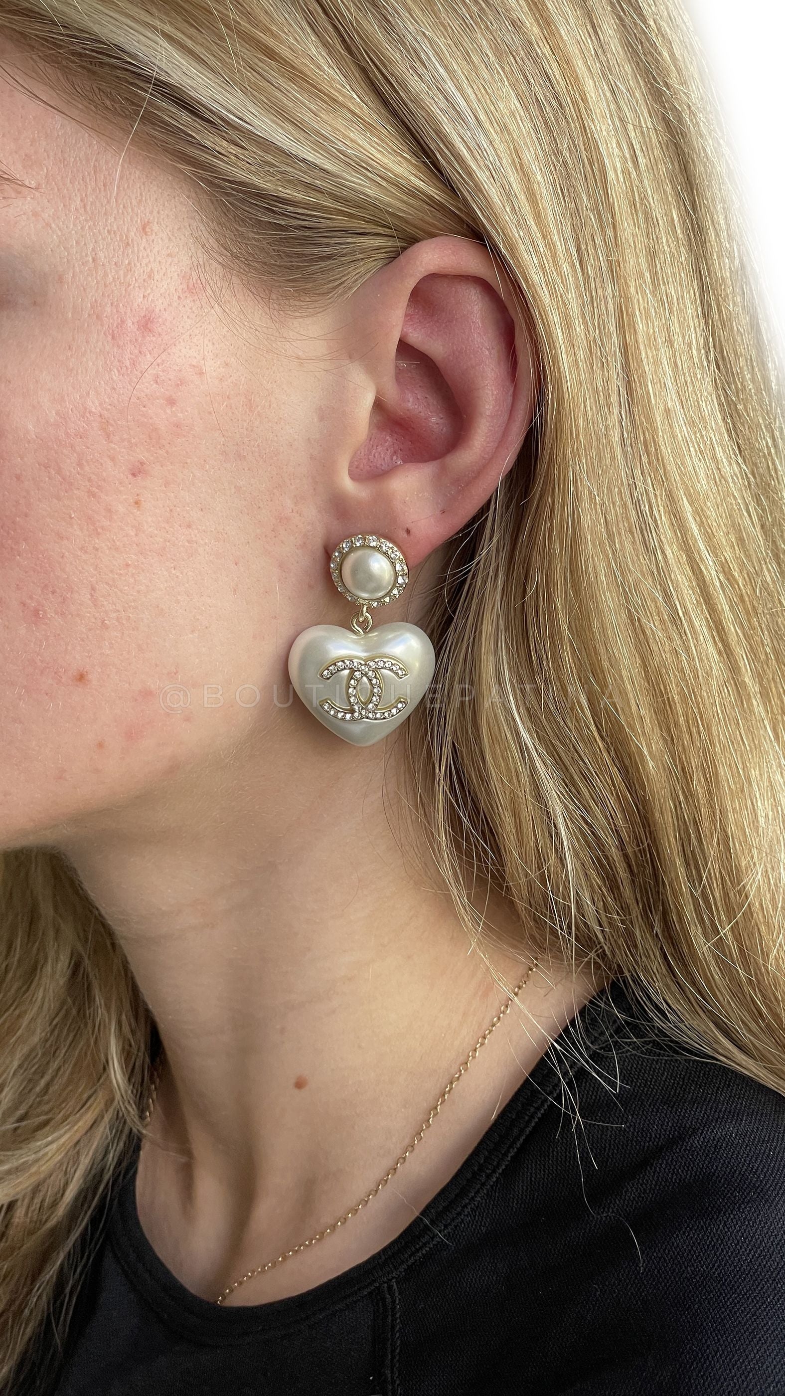 Chanel 21A Coco Neige Pearl Heart Crystal CC Dangle Drop Earrings