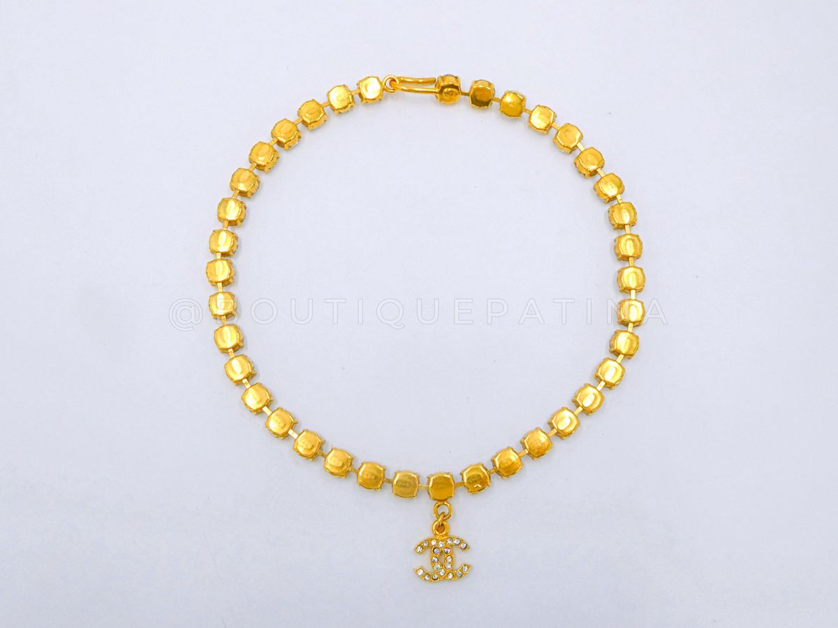 Chanel 96A Vintage "1995 Barbie" Crystal Choker Necklace Q5Z
