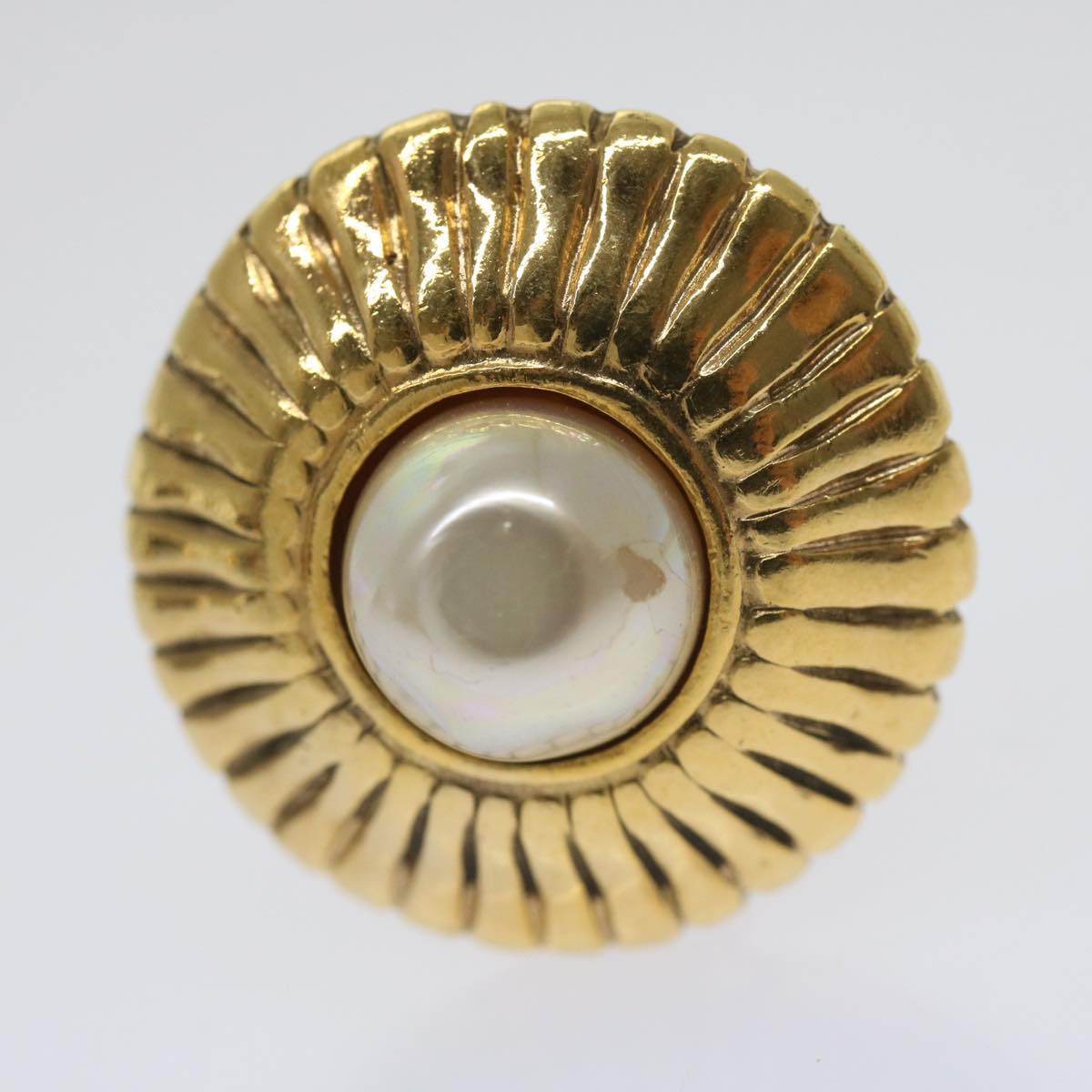 CHANEL Earring Gold Tone CC 65220