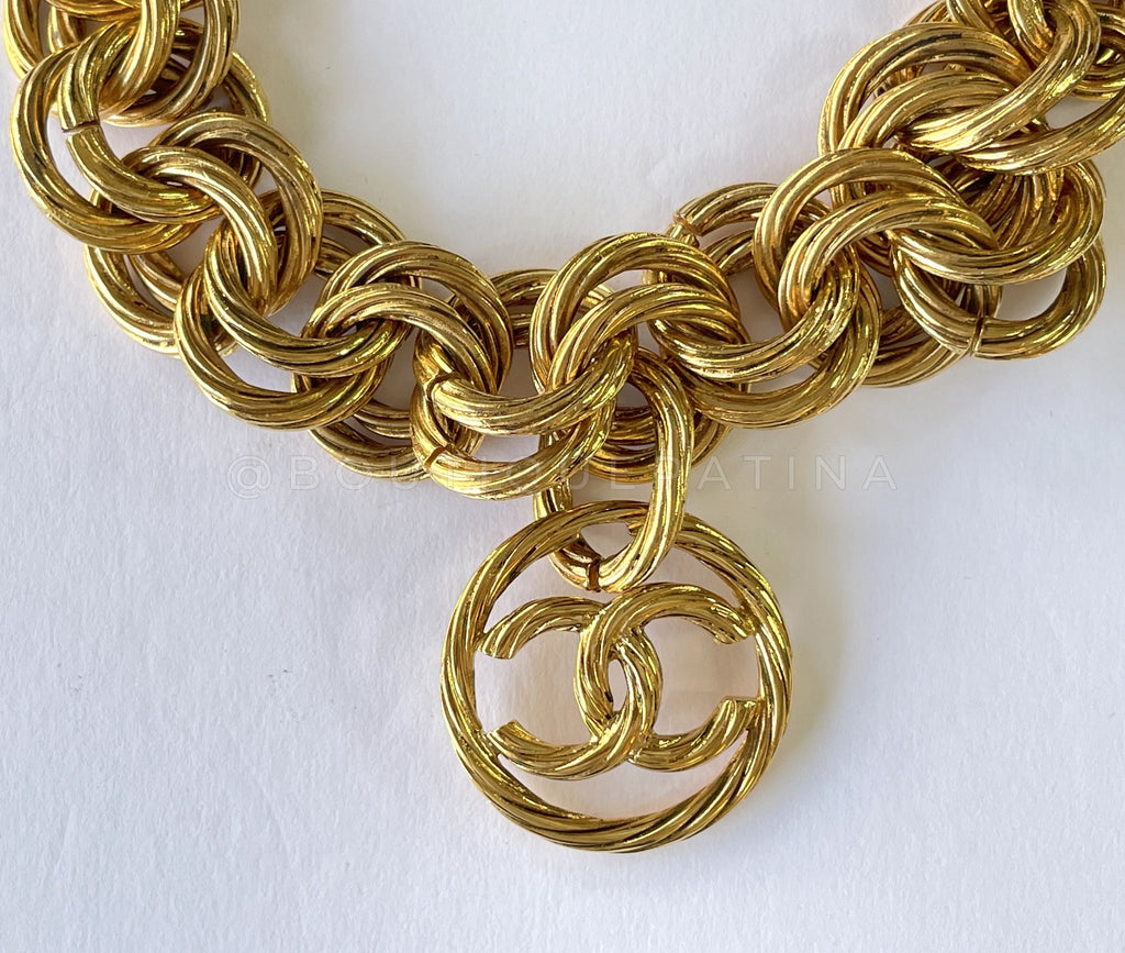 Chanel 93P Vintage Chunky Chain Choker Encircled CC Pendant Necklace