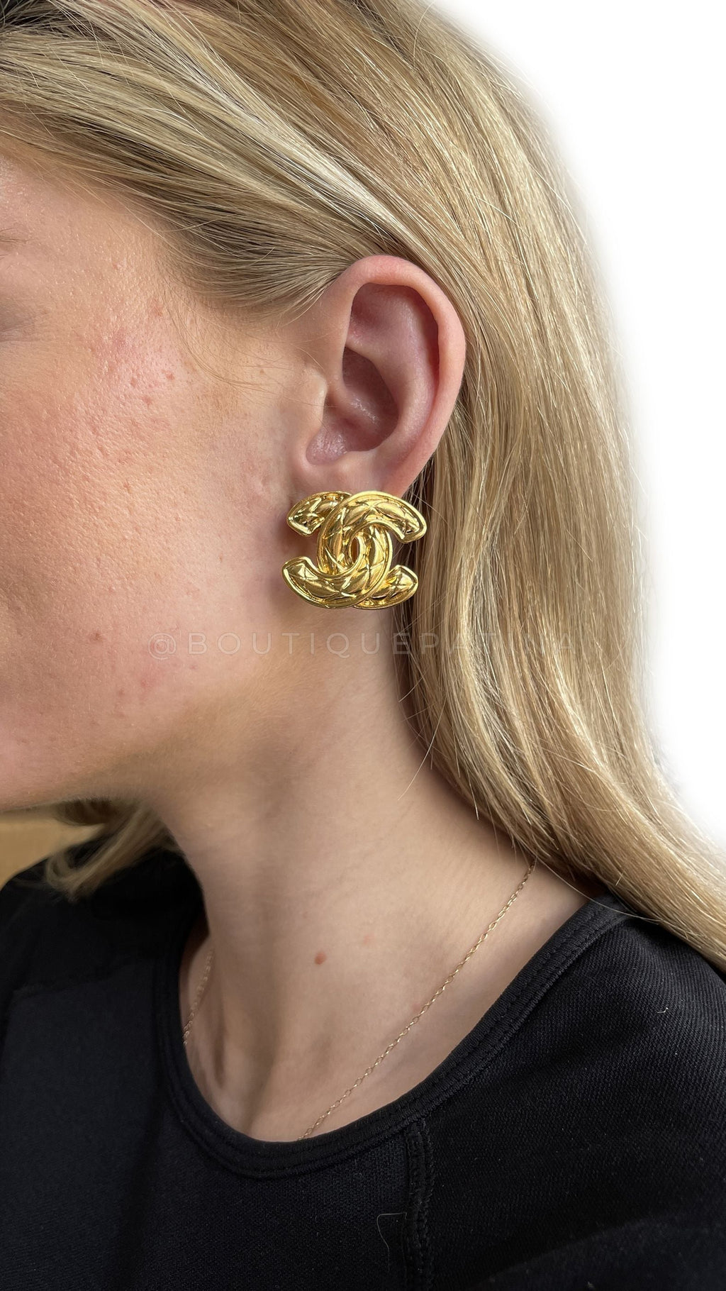 Chanel 1980s Vintage Quilted Logo Earrings