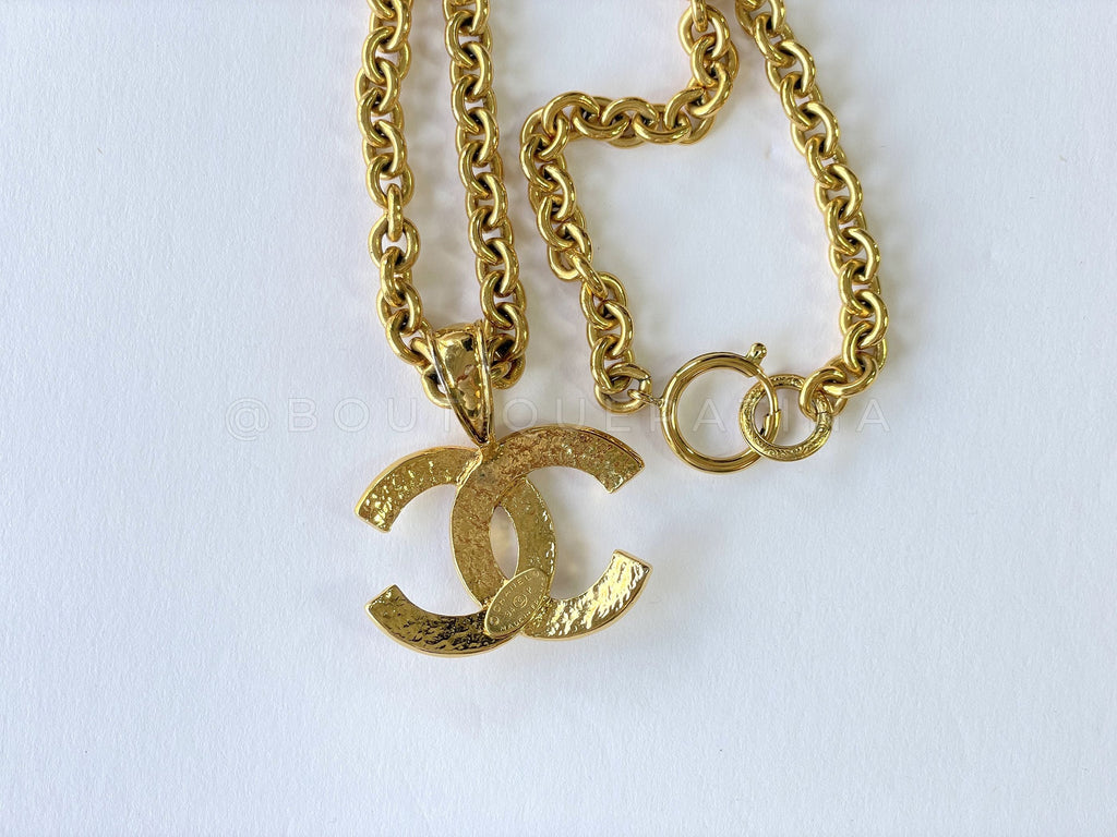 Chanel 94P Vintage Logo Chain Necklace JDX