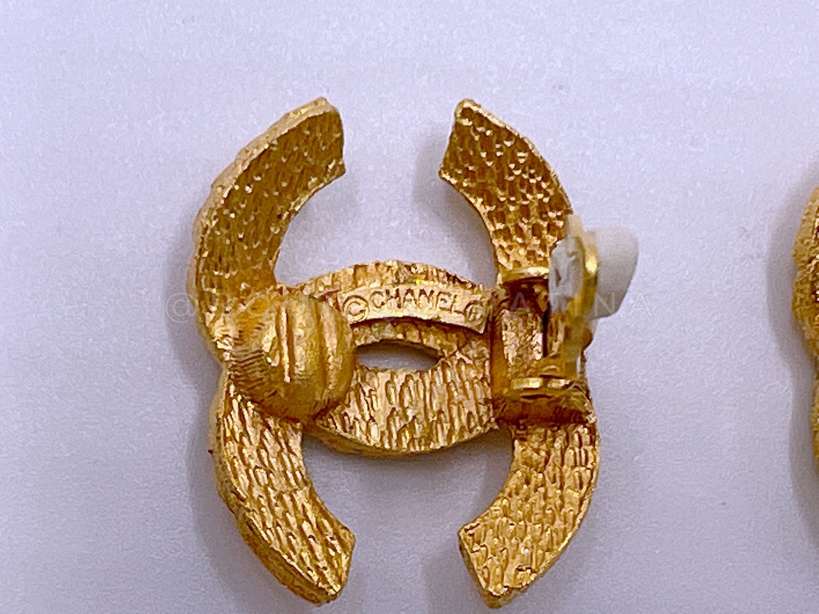 Chanel Vintage 1980s Woven Large CC Logo Stud Earrings