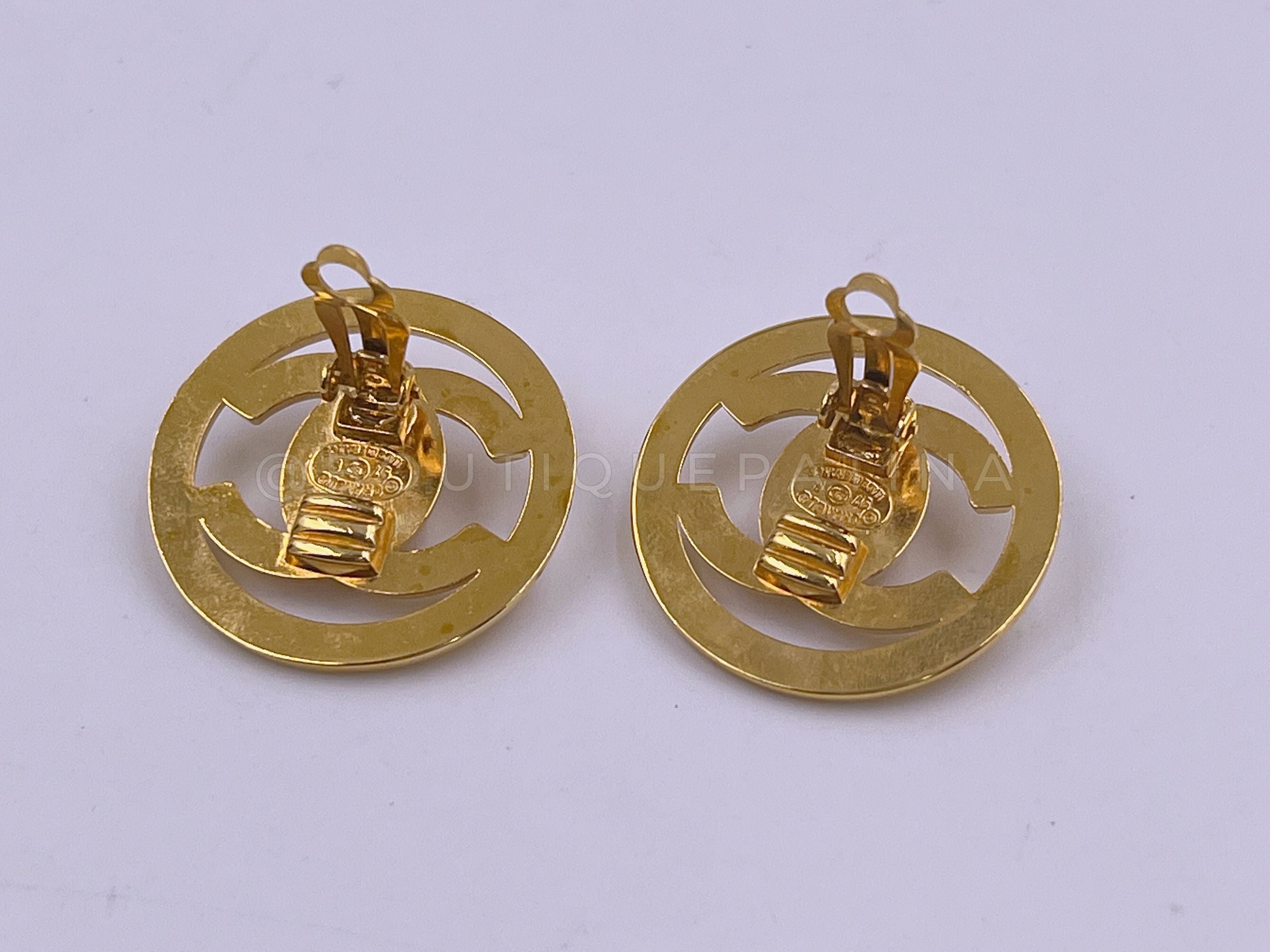 Chanel Vintage 97P Encircled Turnlock Stud Earrings