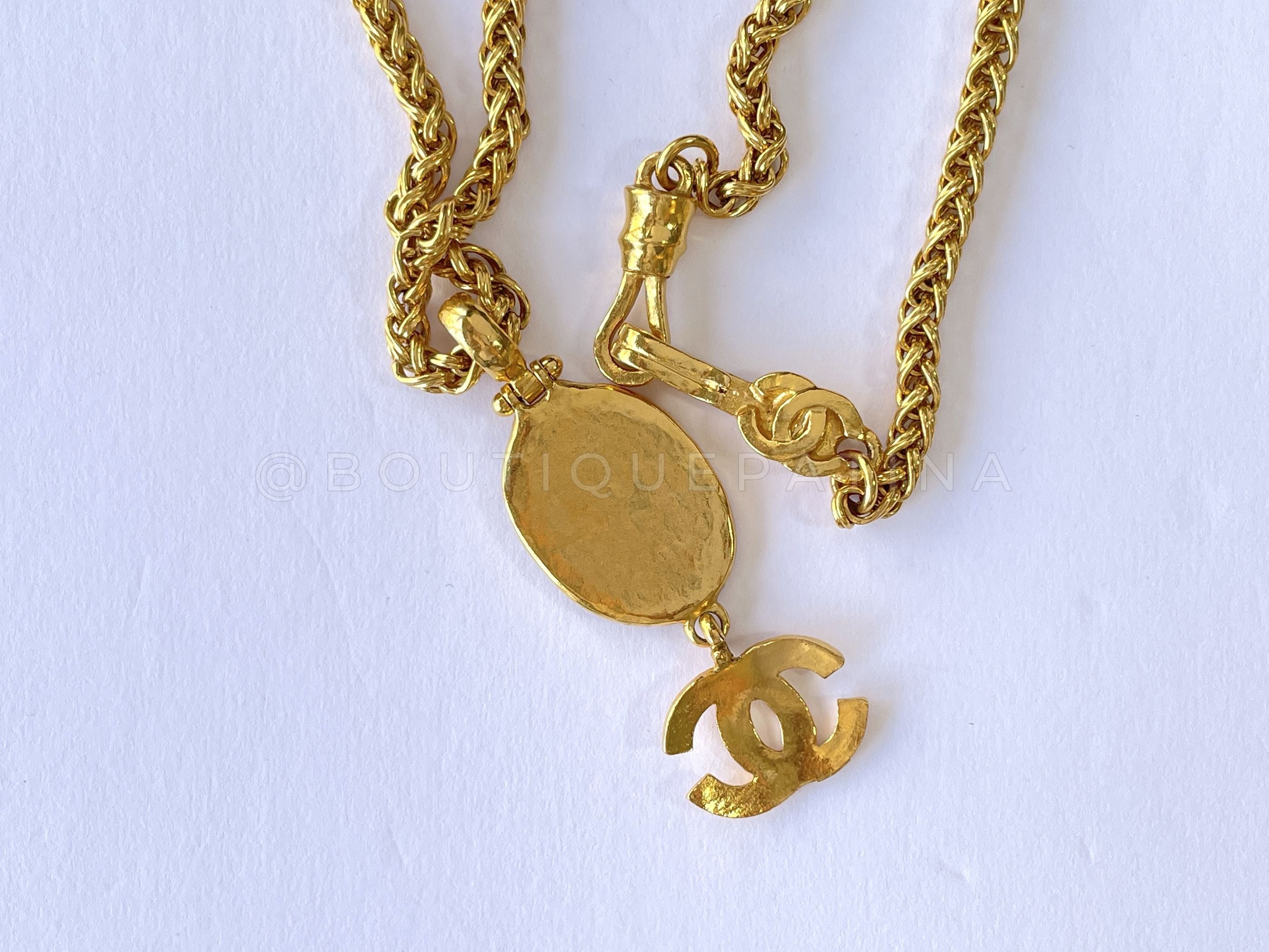 Chanel Vintage 95A Mother of Pearl CC Pendant Long Necklace