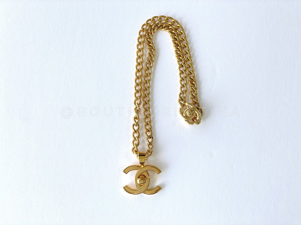 Chanel Vintage 96A Medium Double Turnlock Chain Necklace