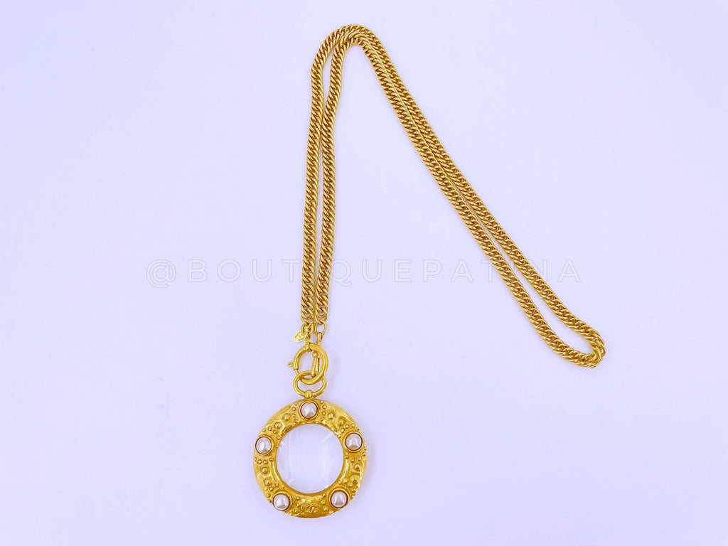 Chanel Magnifying Glass Necklace Vintage Collection 23 Pearl Studded Pendant Long Chain