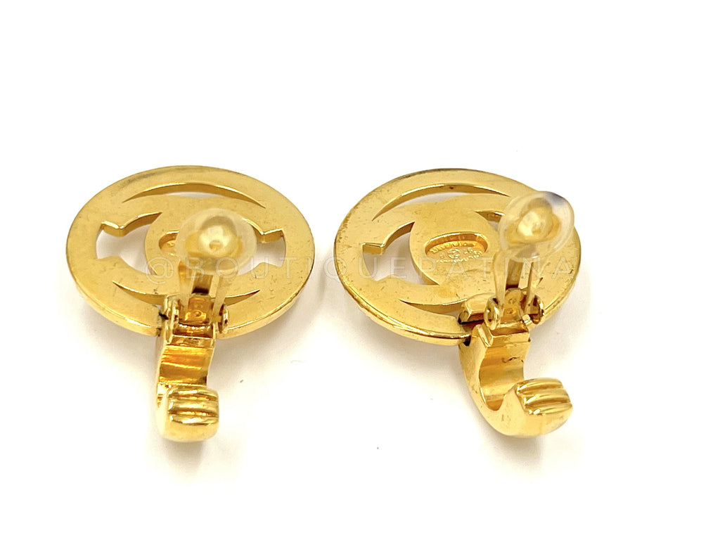 Chanel Vintage 97P Encircled Turnlock Drop Earrings