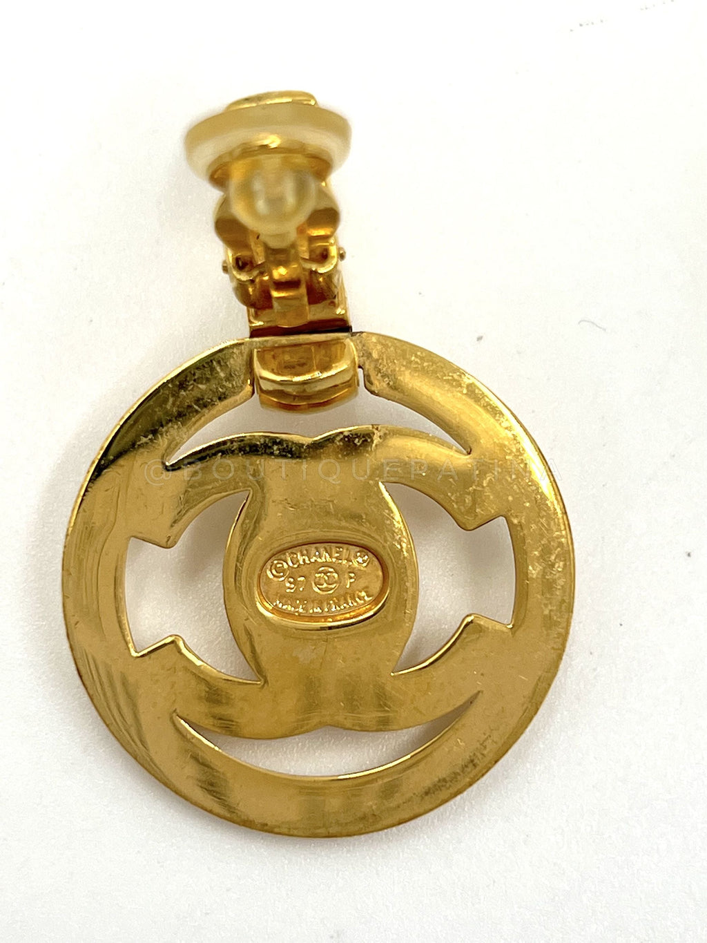 Chanel Vintage 97P Encircled Turnlock Drop Earrings