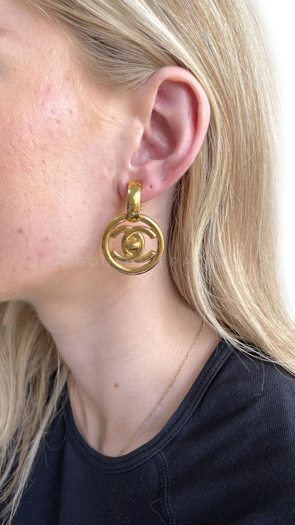 Chanel Vintage 97P Encircled Turnlock Drop Earrings