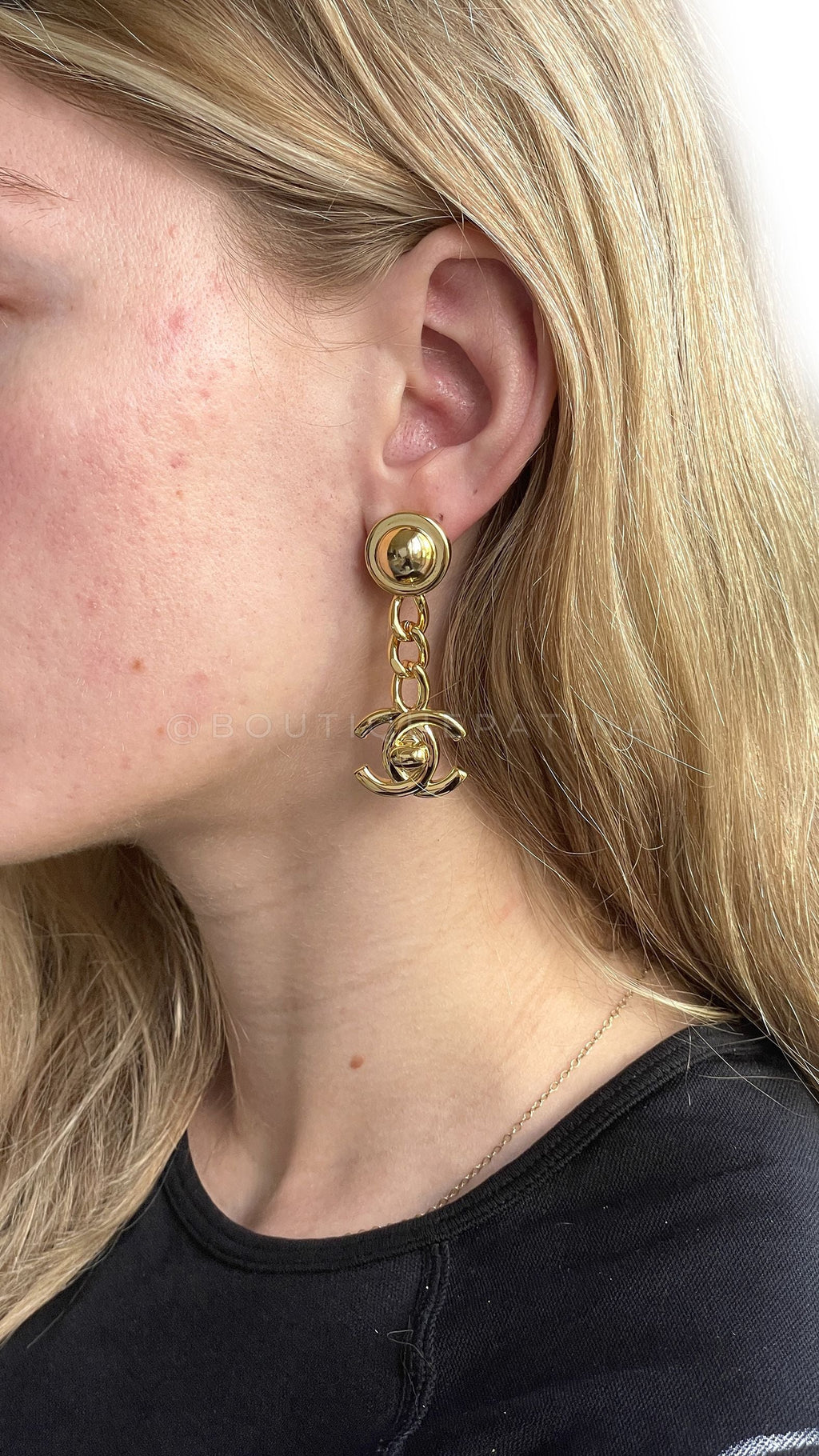 Chanel Vintage 96A Classic Turnlock Drop Earrings