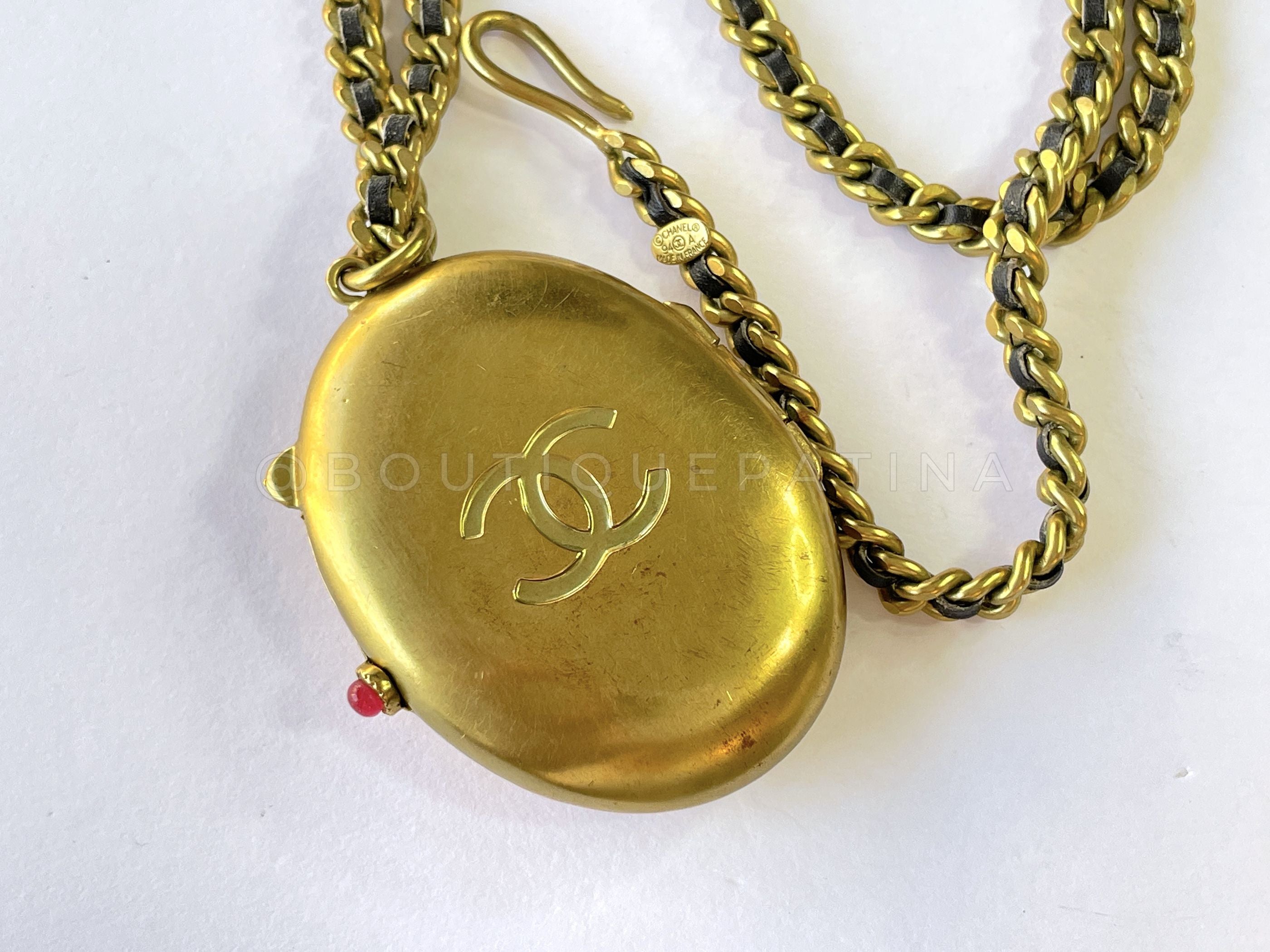 Chanel Vintage 94A Locket Woven Chain Necklace Choker