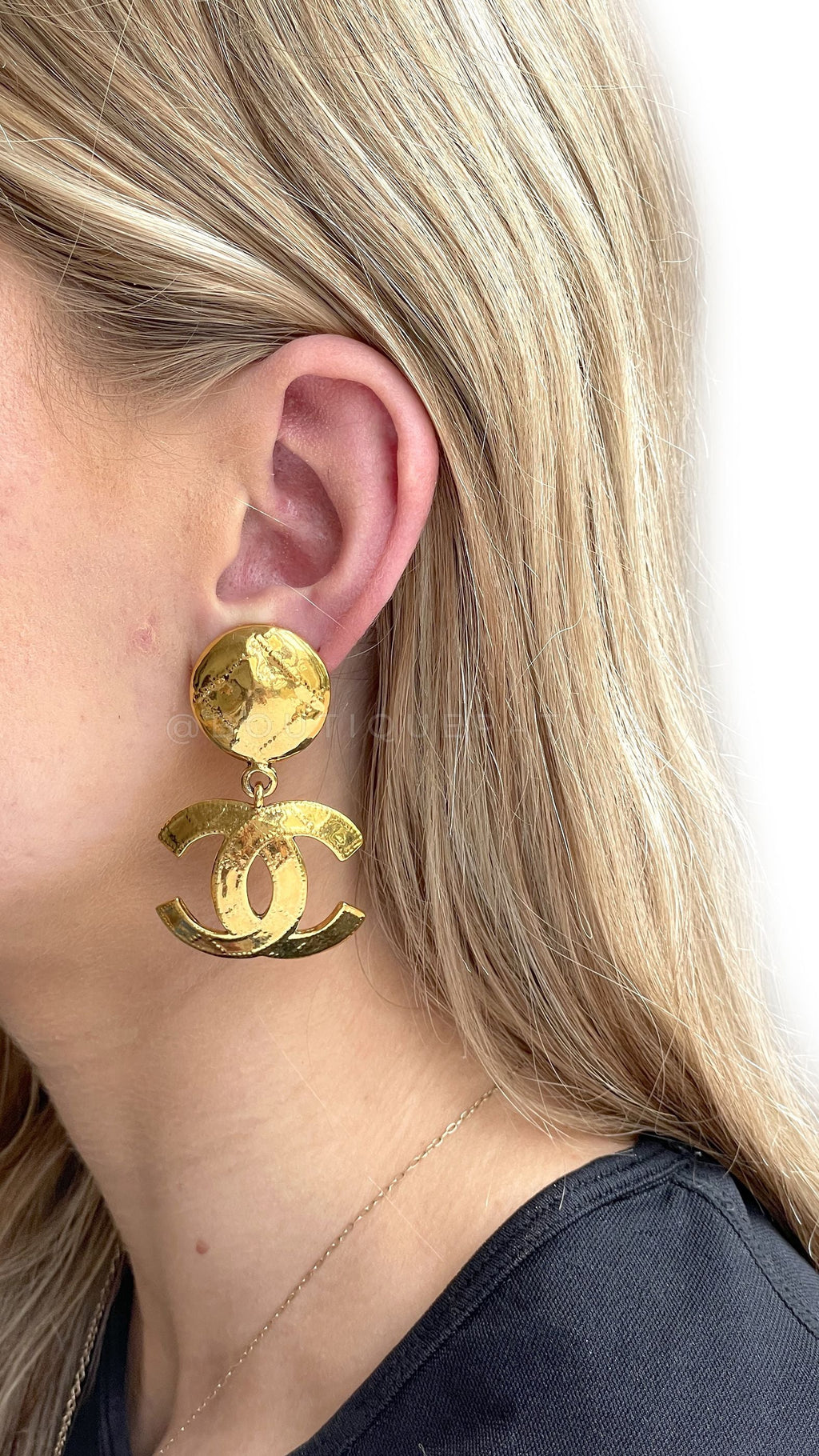 Chanel Vintage 94P Quilted CC Dangle Drop Earrings