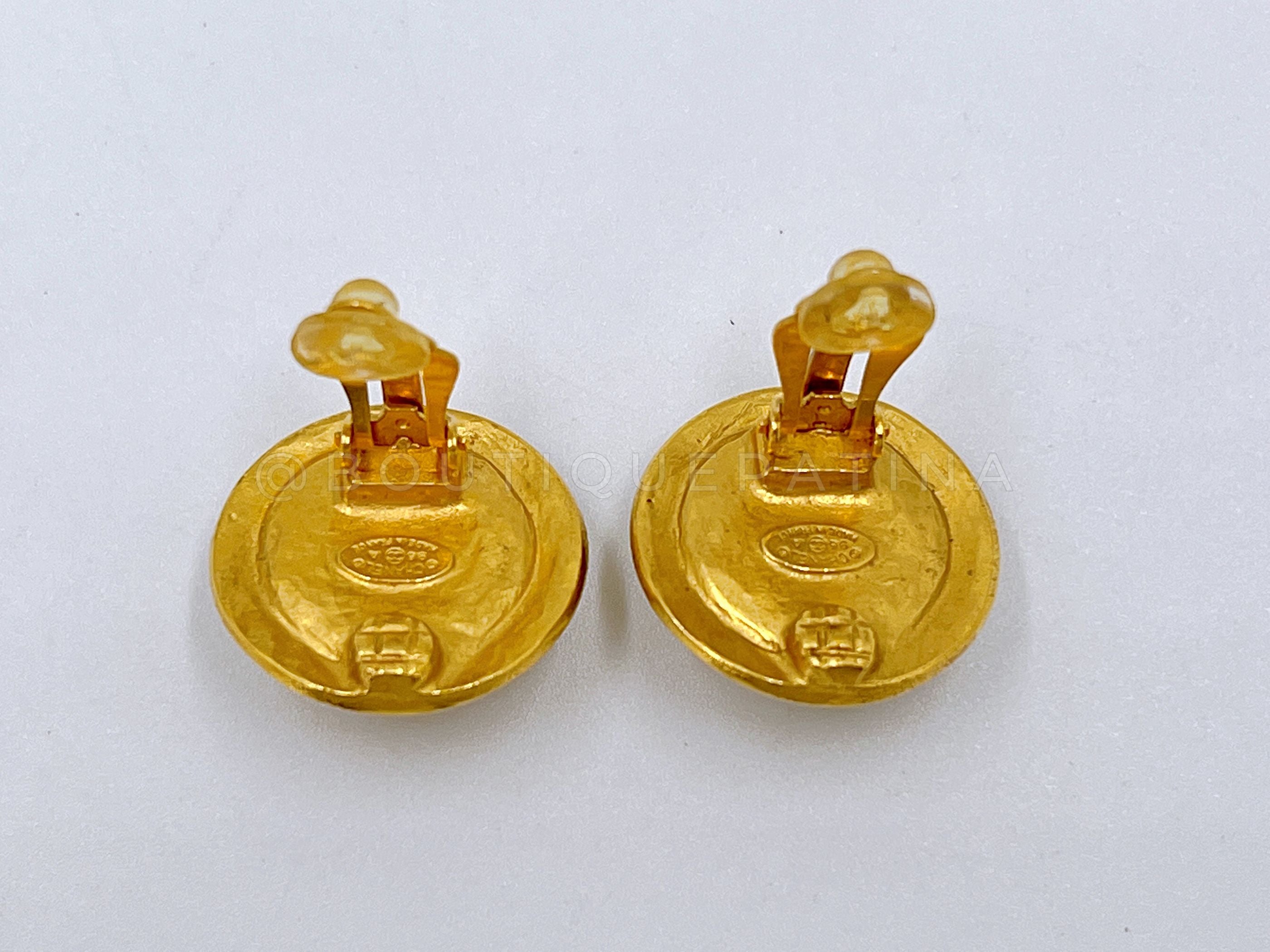 Chanel Vintage 96A Baroque Black and Gold CC Logo Stud Earrings