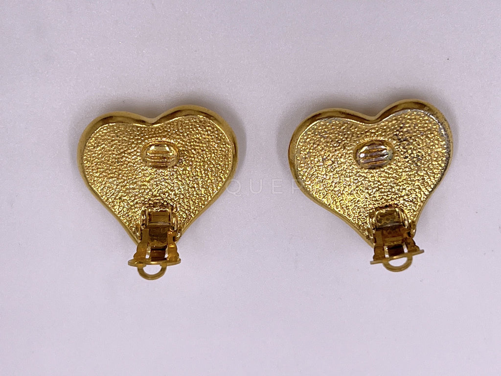 Chanel Vintage 95P Solid Heart CC Logo Stud Earrings (Larger)