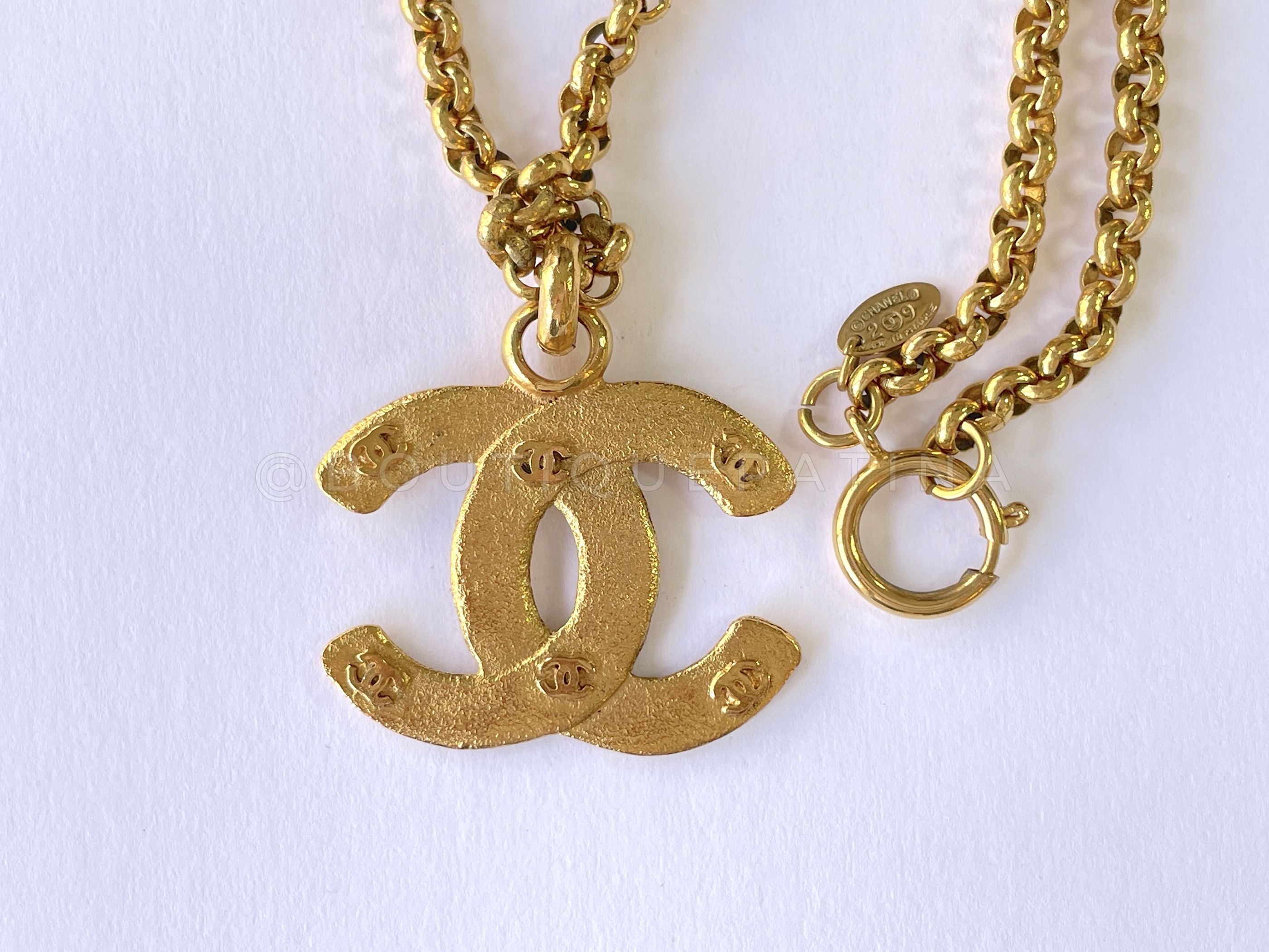 Chanel Vintage Collection 29 Brushed Logo Chain Necklace