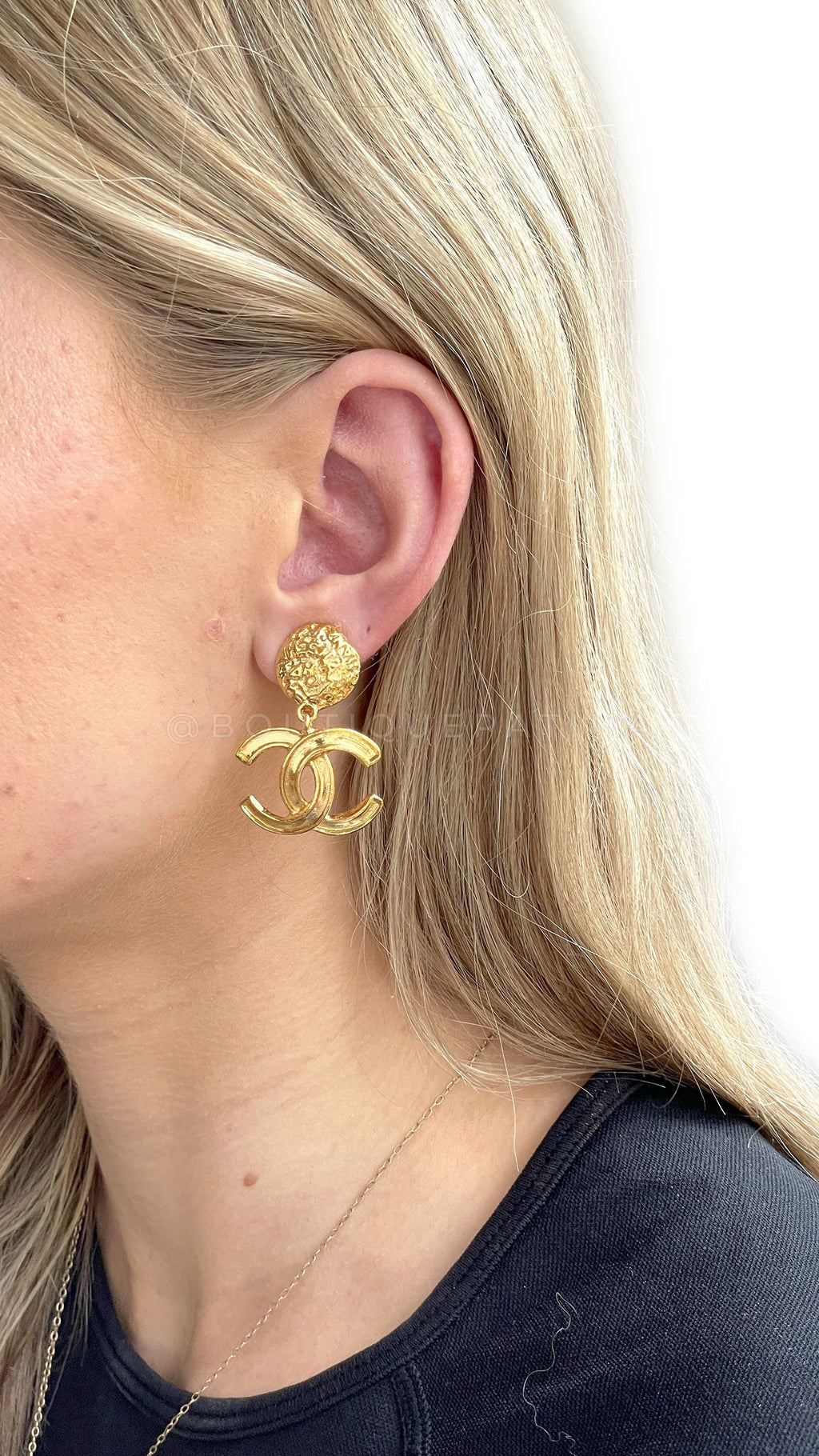 Pristine Chanel Vintage 95A CC Logo Dangle Earrings