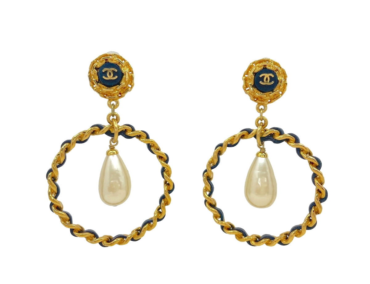 Chanel Vintage Pearl Hoop Teardrop Earrings Woven Chain Collection 27