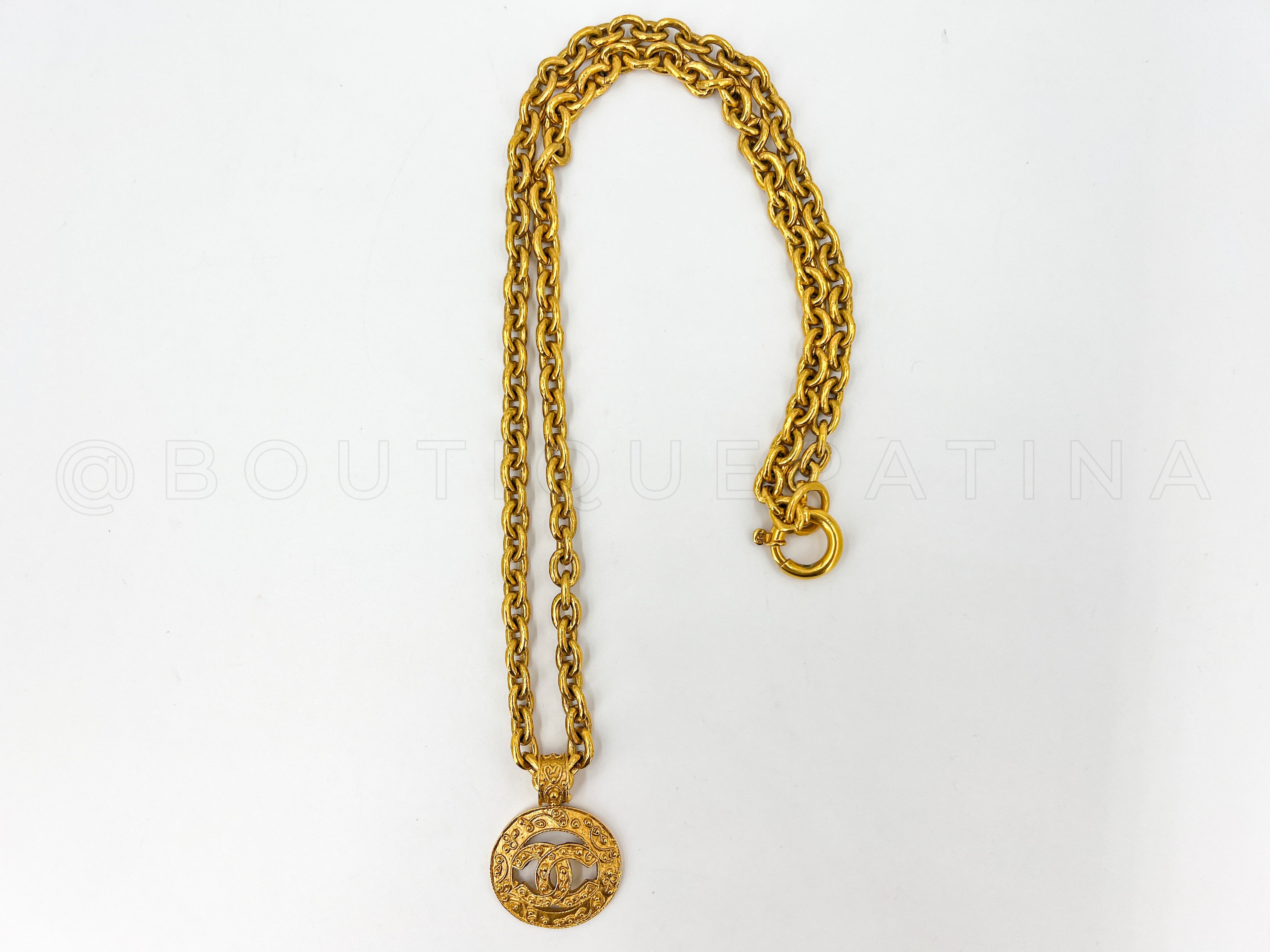 Chanel Vintage 94A Baroque Cutout Pendant Long Necklace Gold Plated