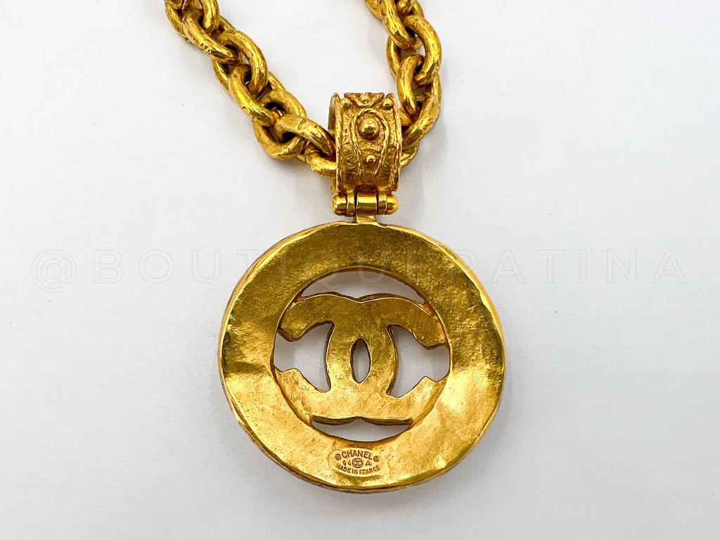 Chanel Vintage 94A Baroque Cutout Pendant Long Necklace Gold Plated