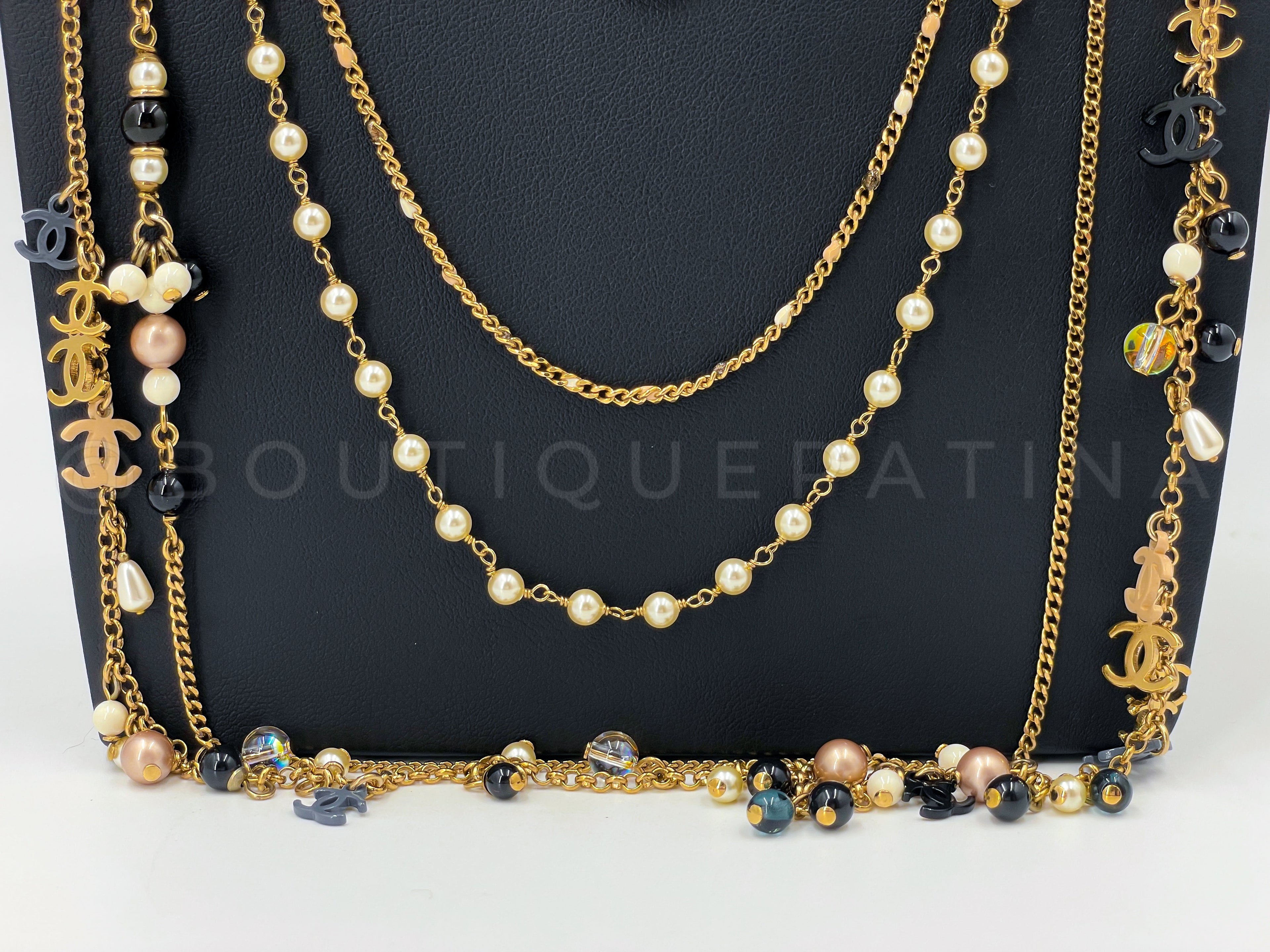 Rare Chanel 19S 12-Strand 30 CC Logo Chanel Beaded Necklace