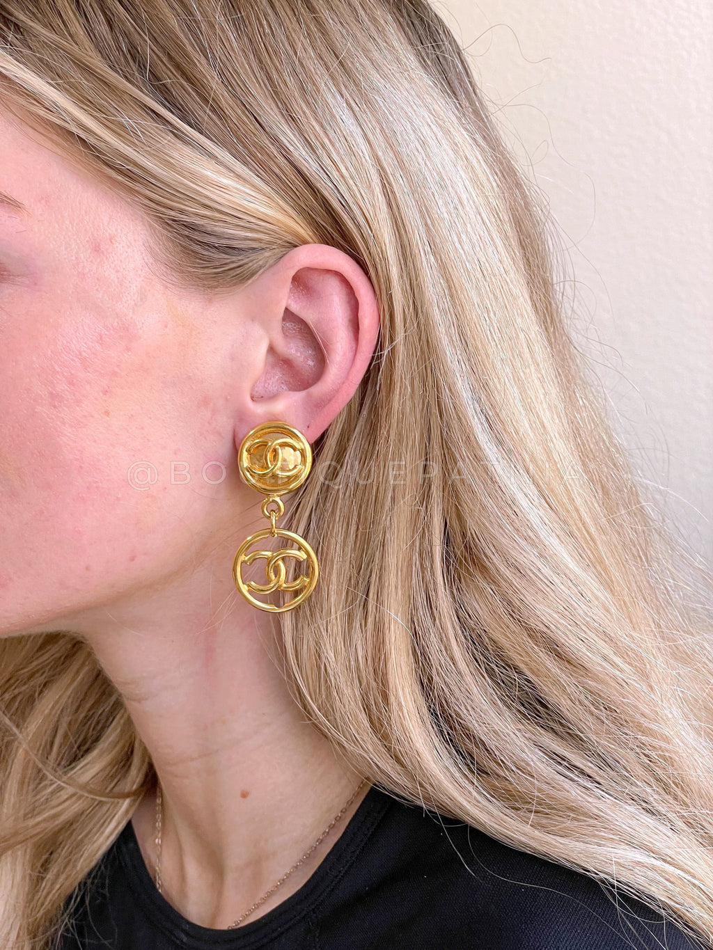 Chanel 93P Vintage Encircled CC Drop Earrings