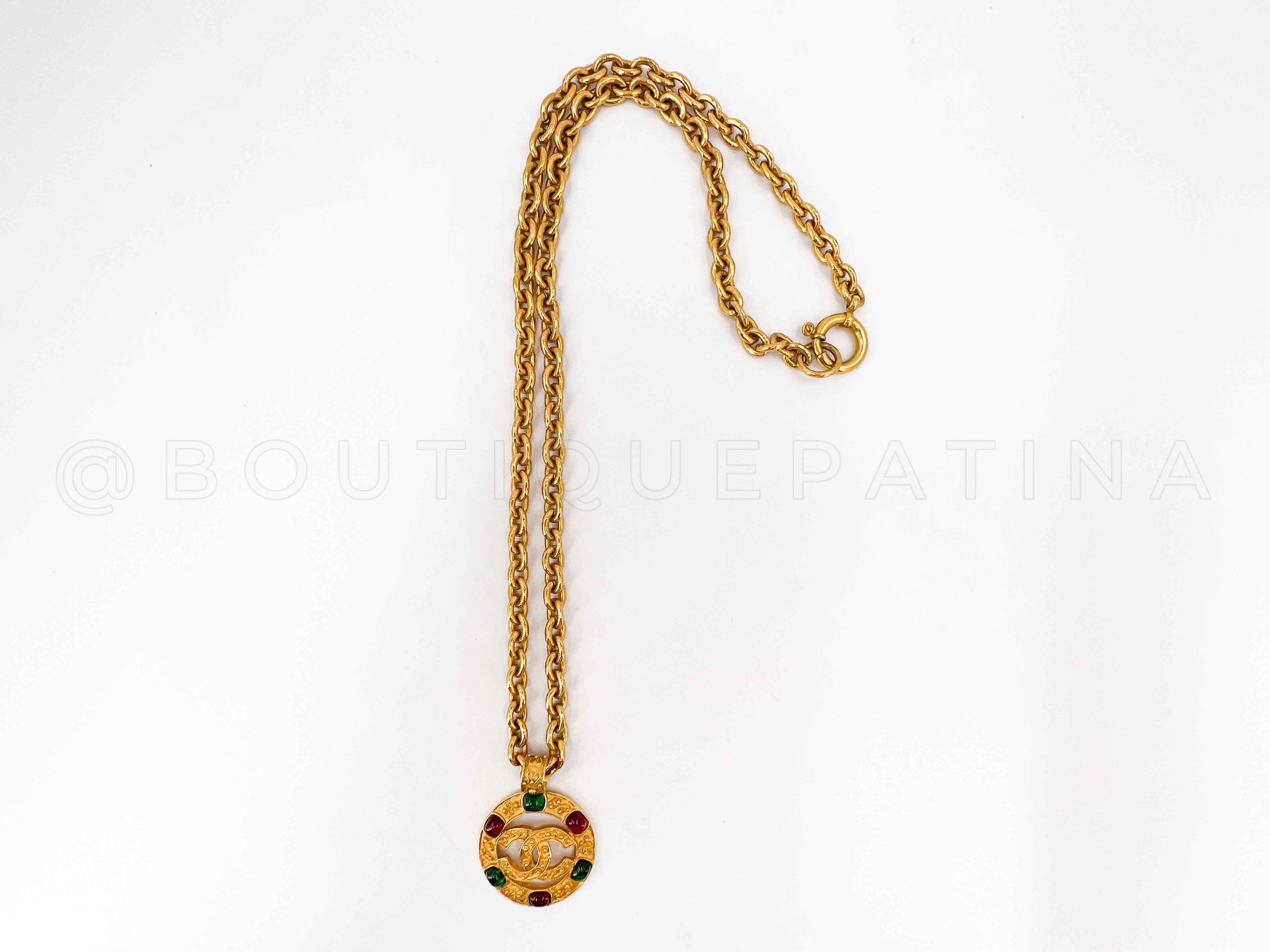 Chanel 94A Vintage Red and Green Gripoix Encircled CC Long Necklace Gold
