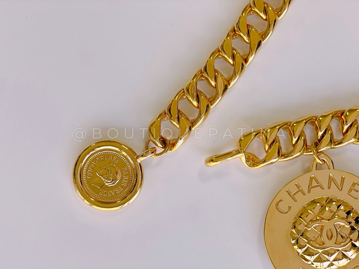 Chanel Vintage Rare Collection 28 Multi Charm Statement Chain Belt Necklace ZMM
