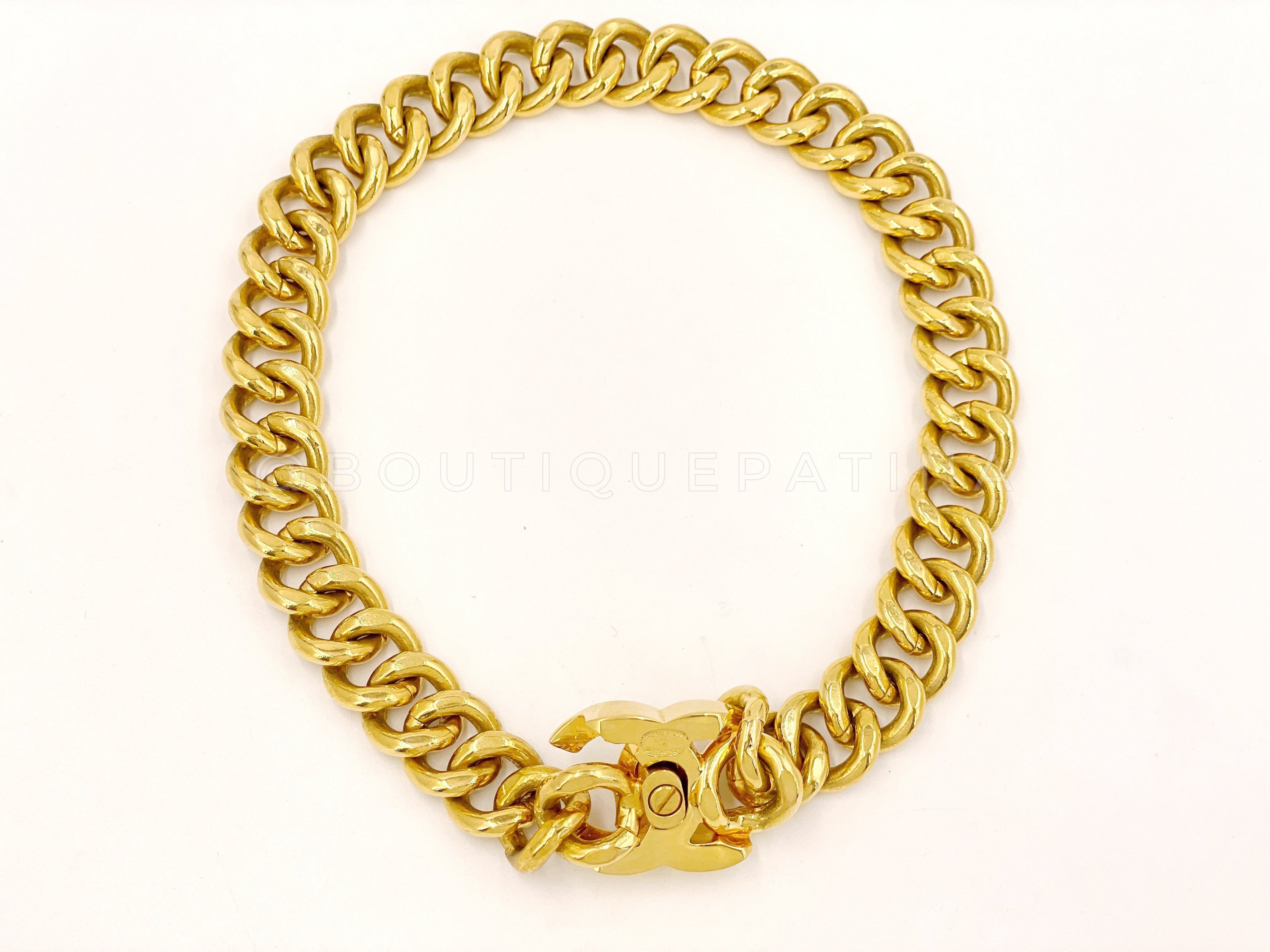 Chanel Vintage 95A Turnlock CC Choker Necklace Chunky Chain MZ3