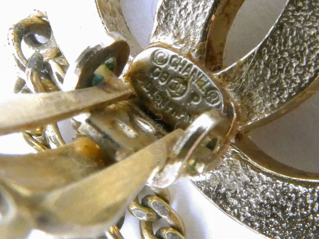 Chanel Vintage 09P CC Logo Chain Drop Earrings