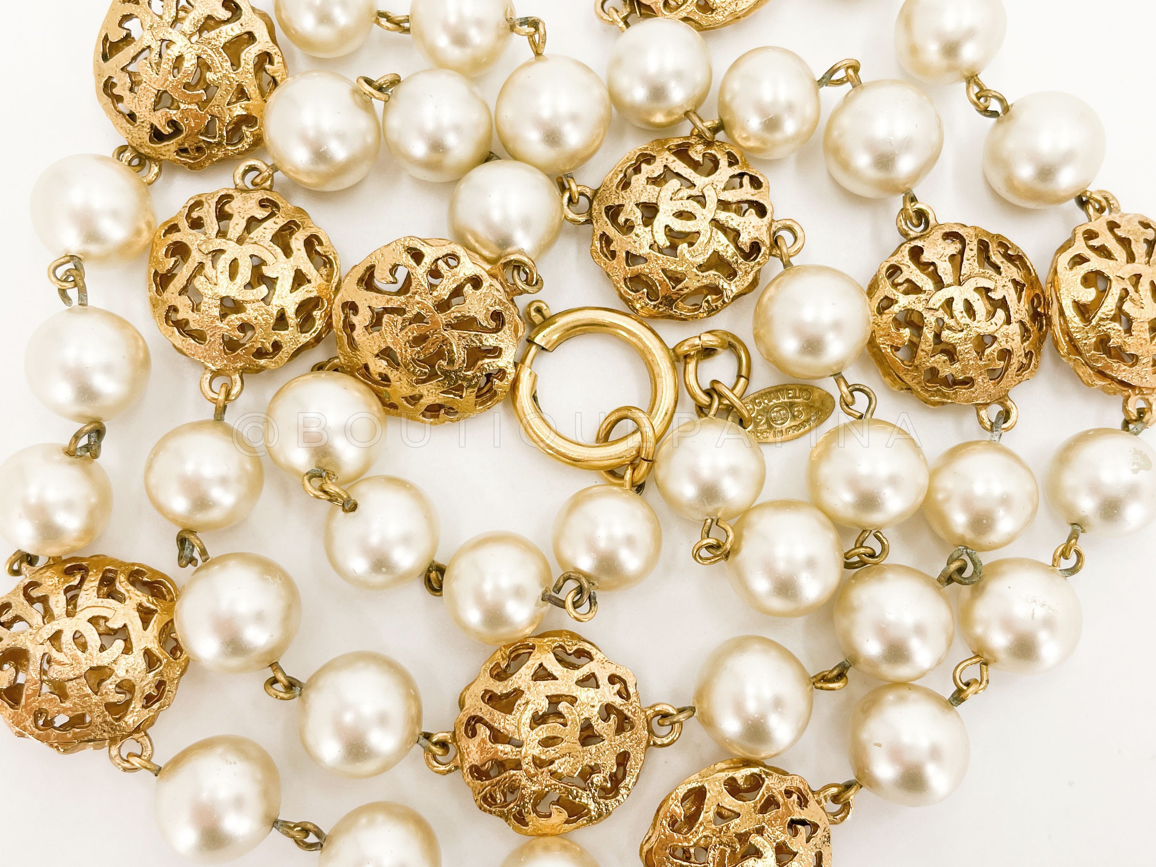 Chanel Vintage Collection 25 Long Pearl Station Necklace