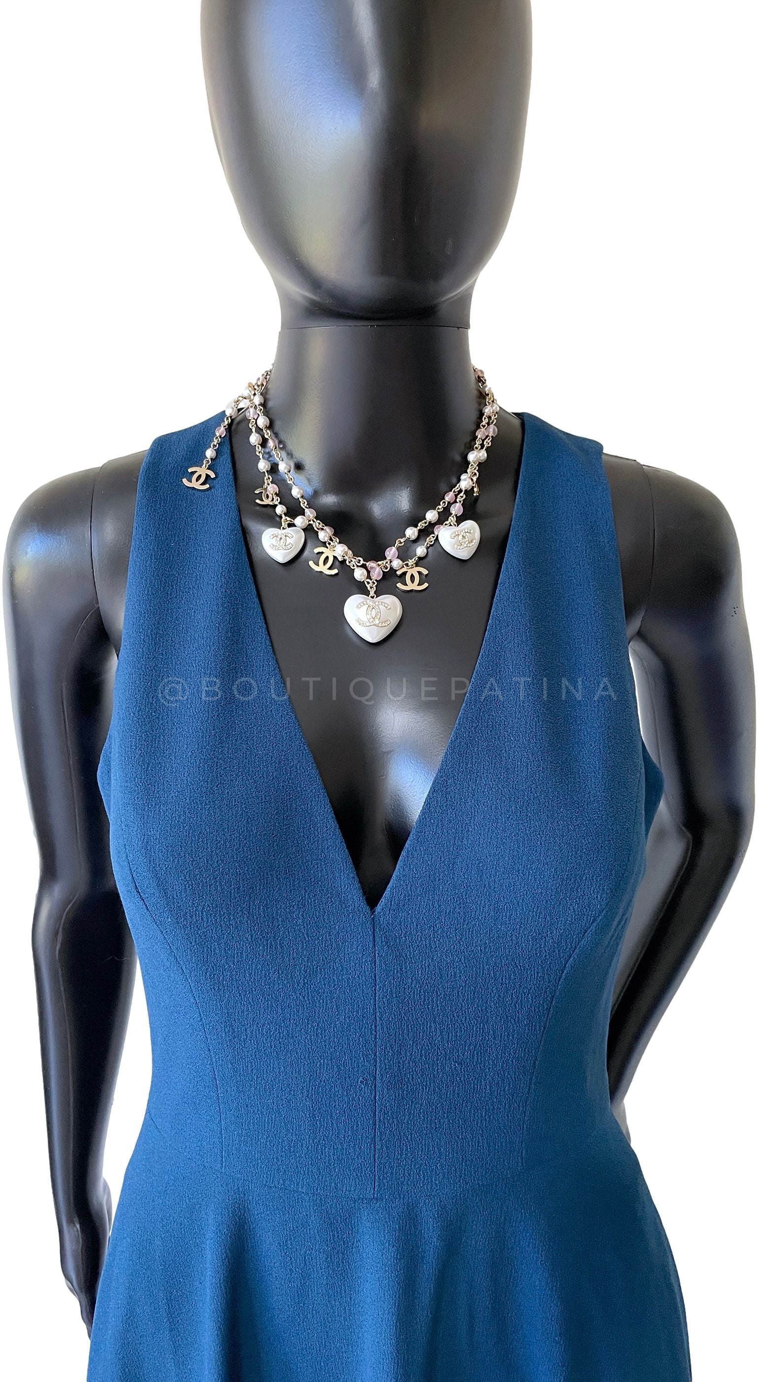 Chanel 21A Coco Neige Pearl Heart CC Belt Necklace