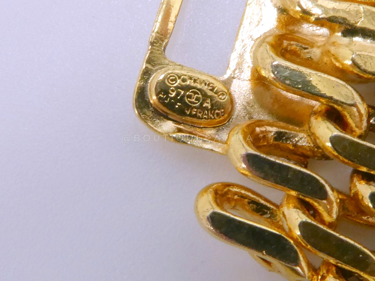 Chanel 97A Vintage Mesh Chain Collar CC Logo Choker Necklace Gold Plated F4D