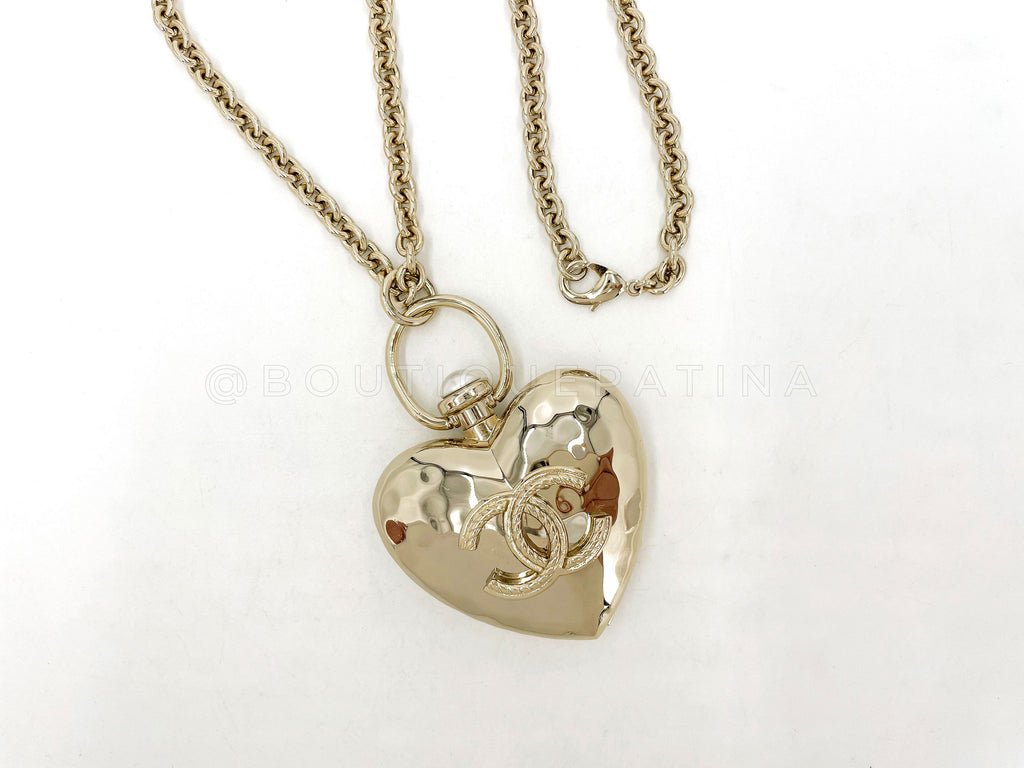 Chanel Giant Heart Locket Necklace 22C Pendant K2O