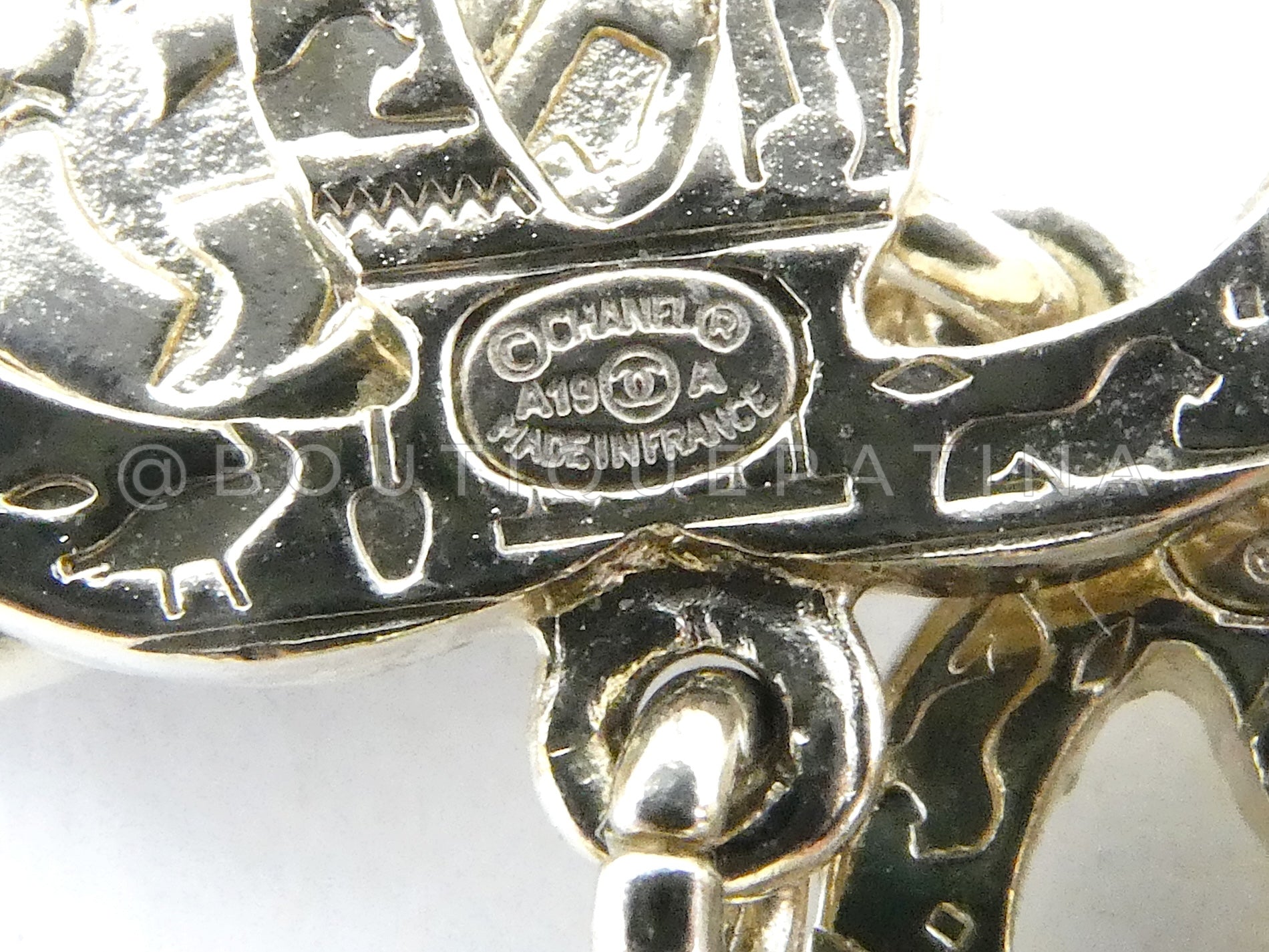 Chanel 19A Egypt Black Crystal Scarab Drop CC Earrings Gold E6W